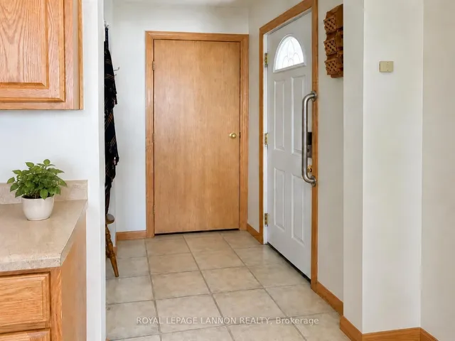 123 Burns St, Atikokan 3