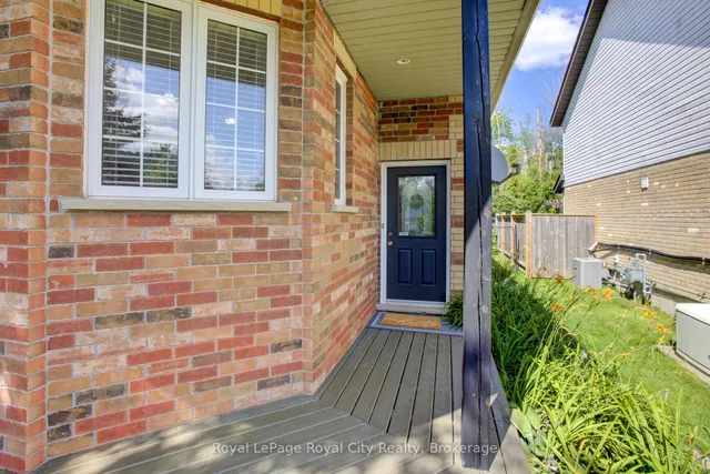 830 Scotland St, Centre Wellington 5