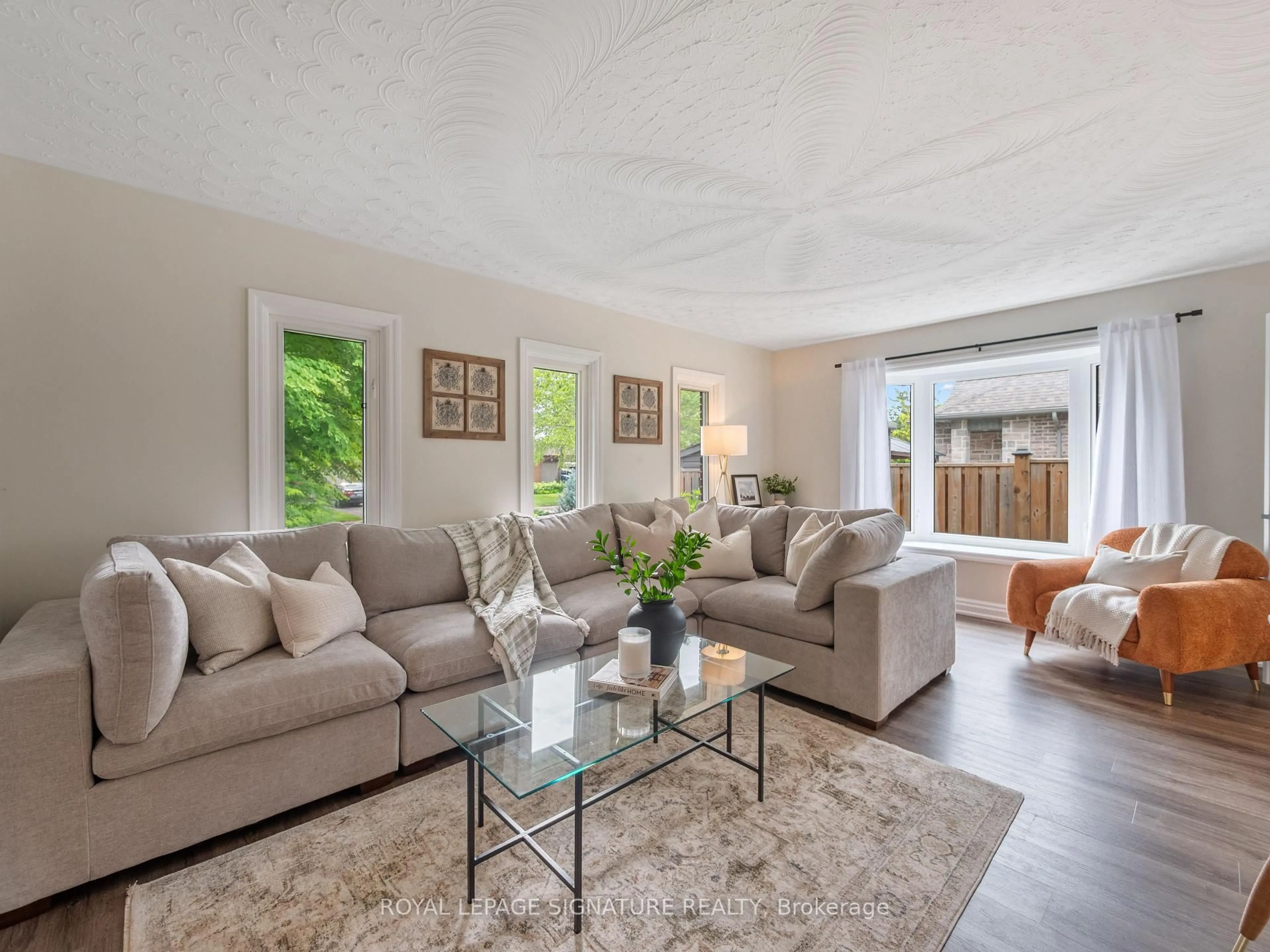 Living room with furniture, unknown for 245 Appleby Rd, Hamilton Ontario L9G 2V6