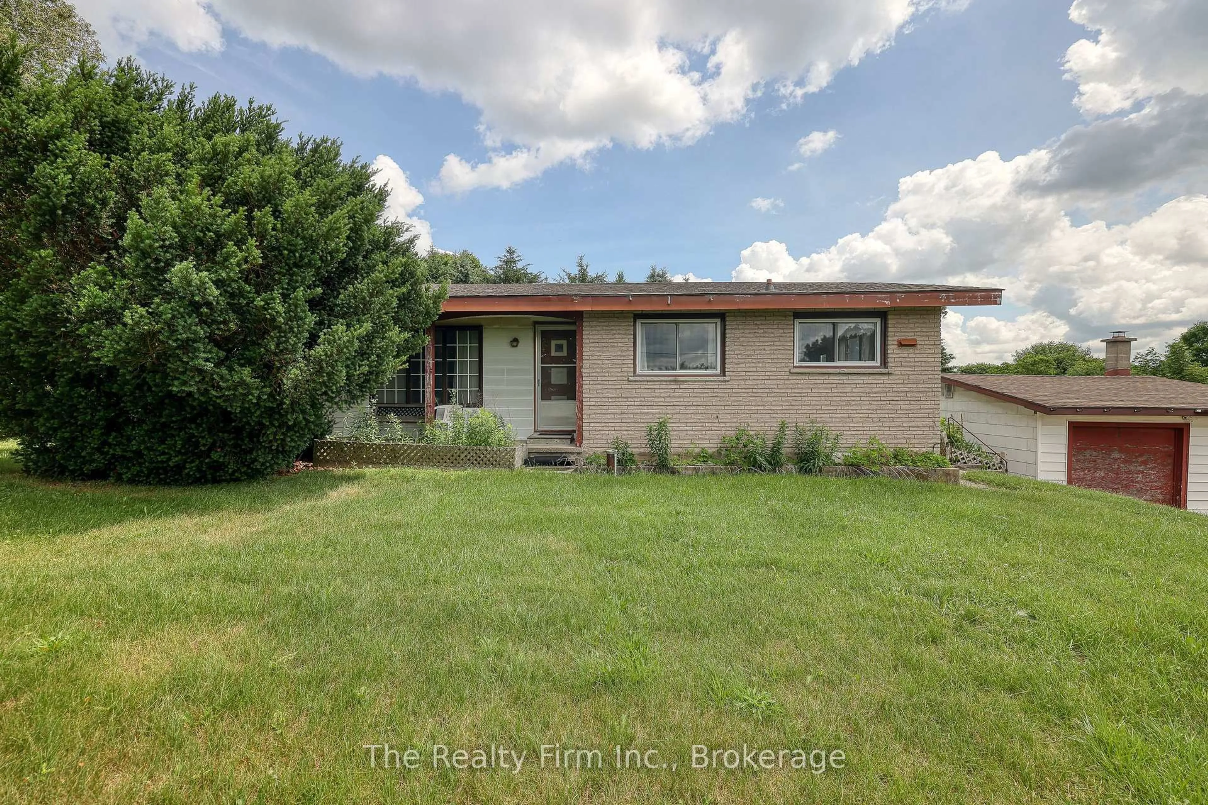Unknown for 18 Embro St, South-West Oxford Ontario N0J 1A0