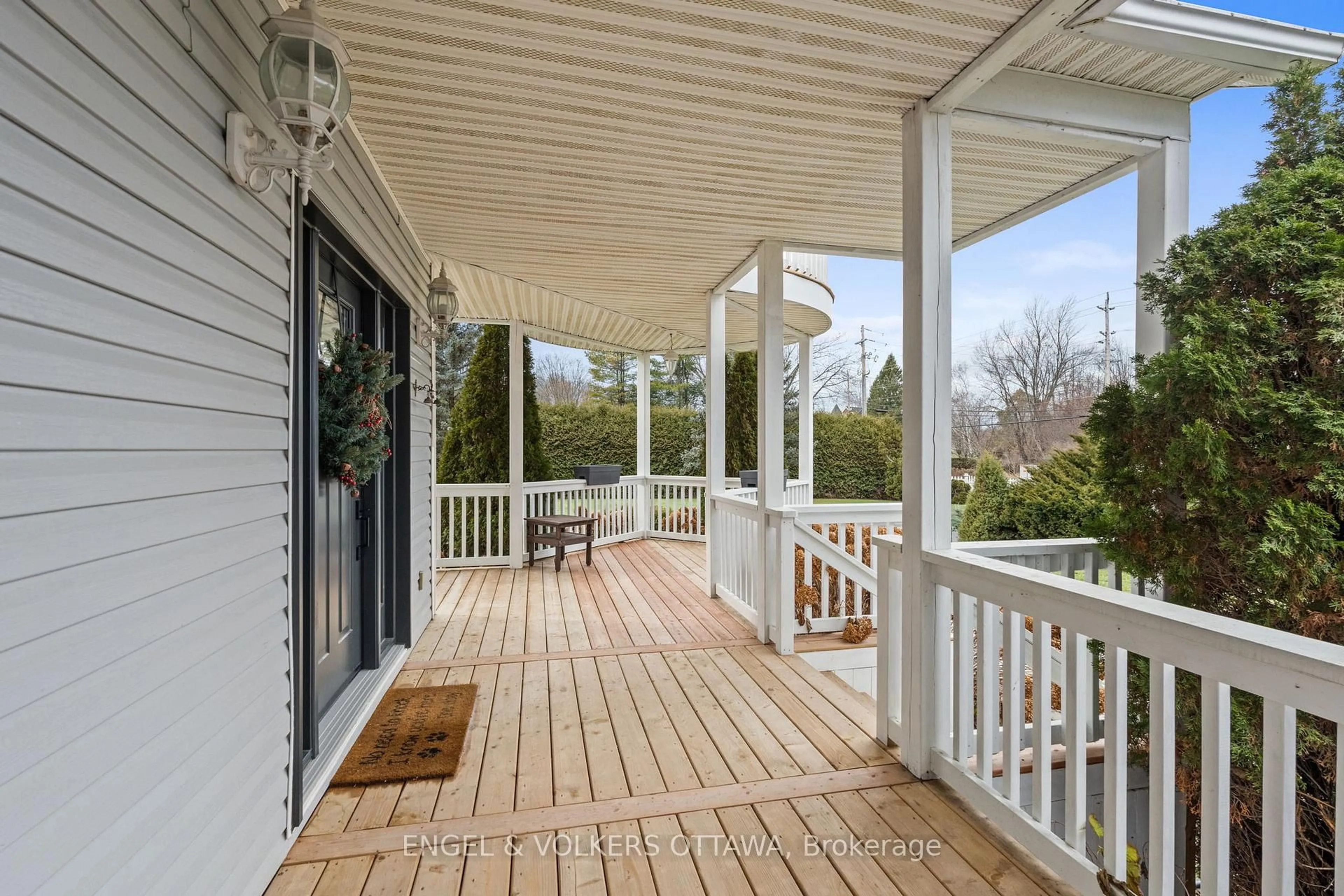 Patio, water/lake/river/ocean view for 2410 Concession Rd, North Grenville Ontario K0G 1J0