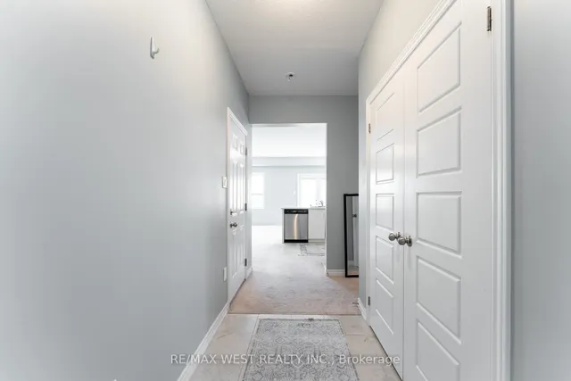 24 Dewberry Dr, Kitchener 5