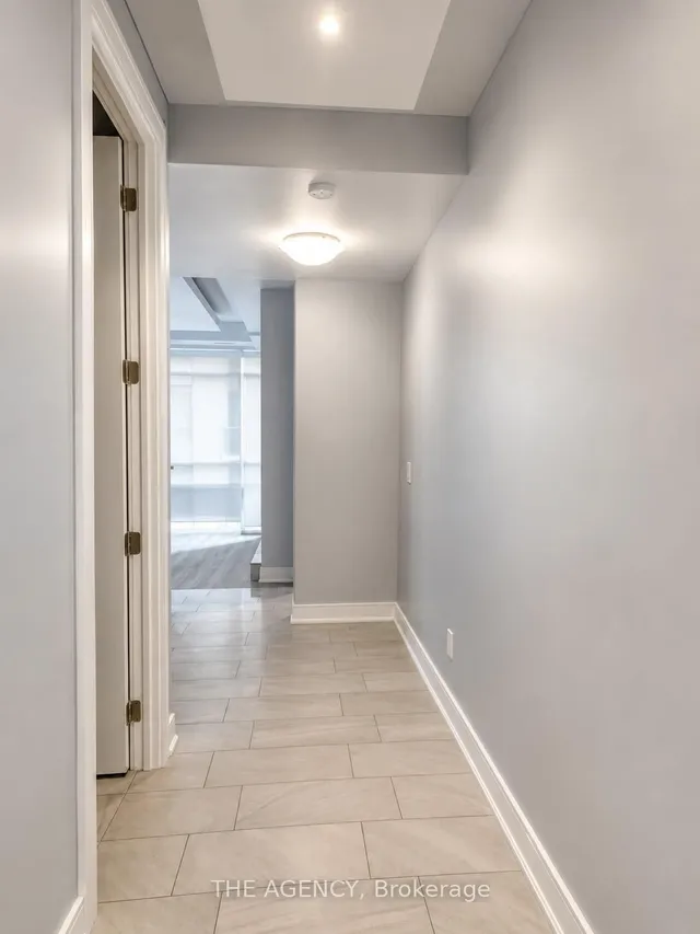150 Main St #715, Hamilton 3