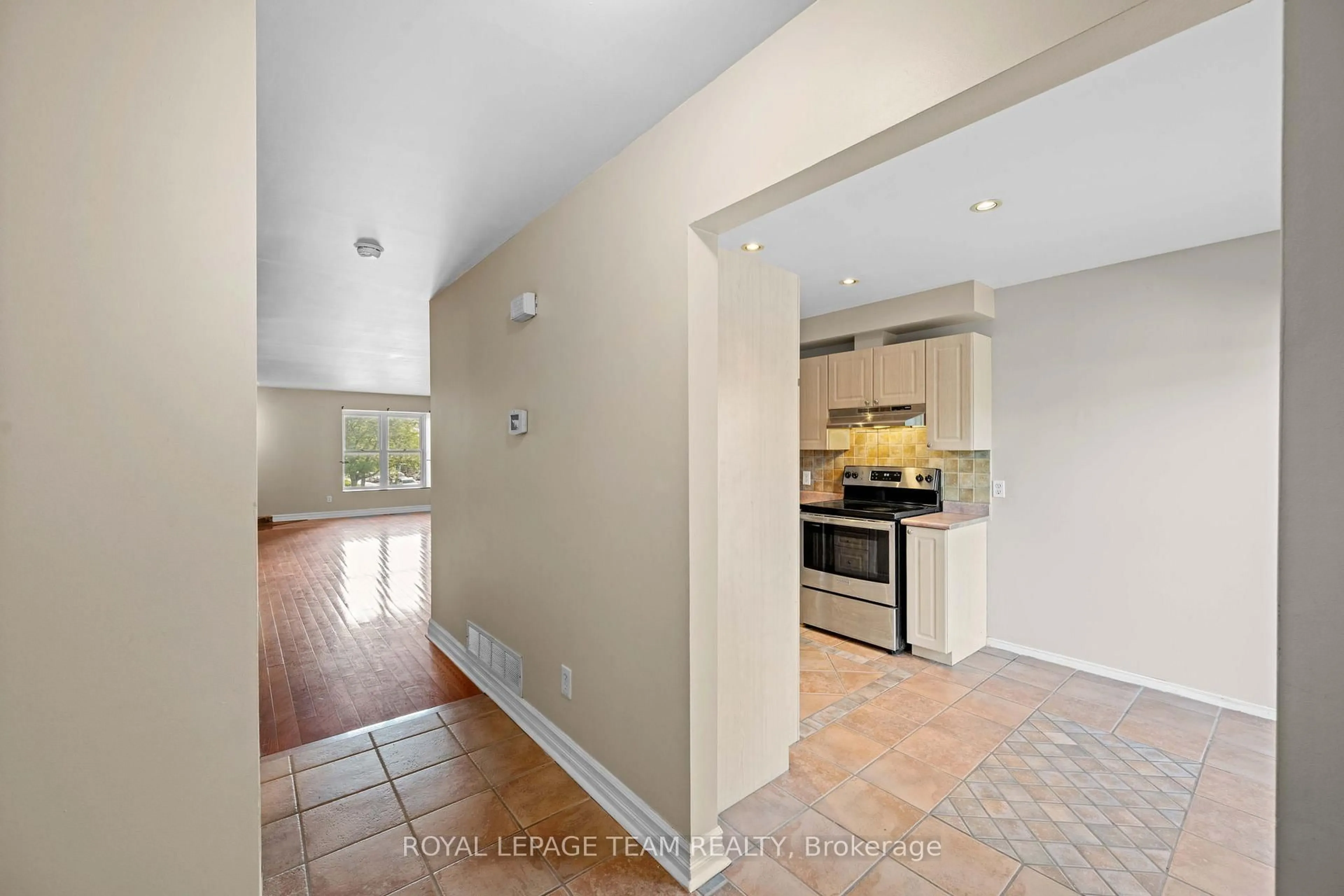 Open concept kitchen, ceramic/tile floor for 91 Thornbury Cres, Ottawa Ontario K2G 6C4