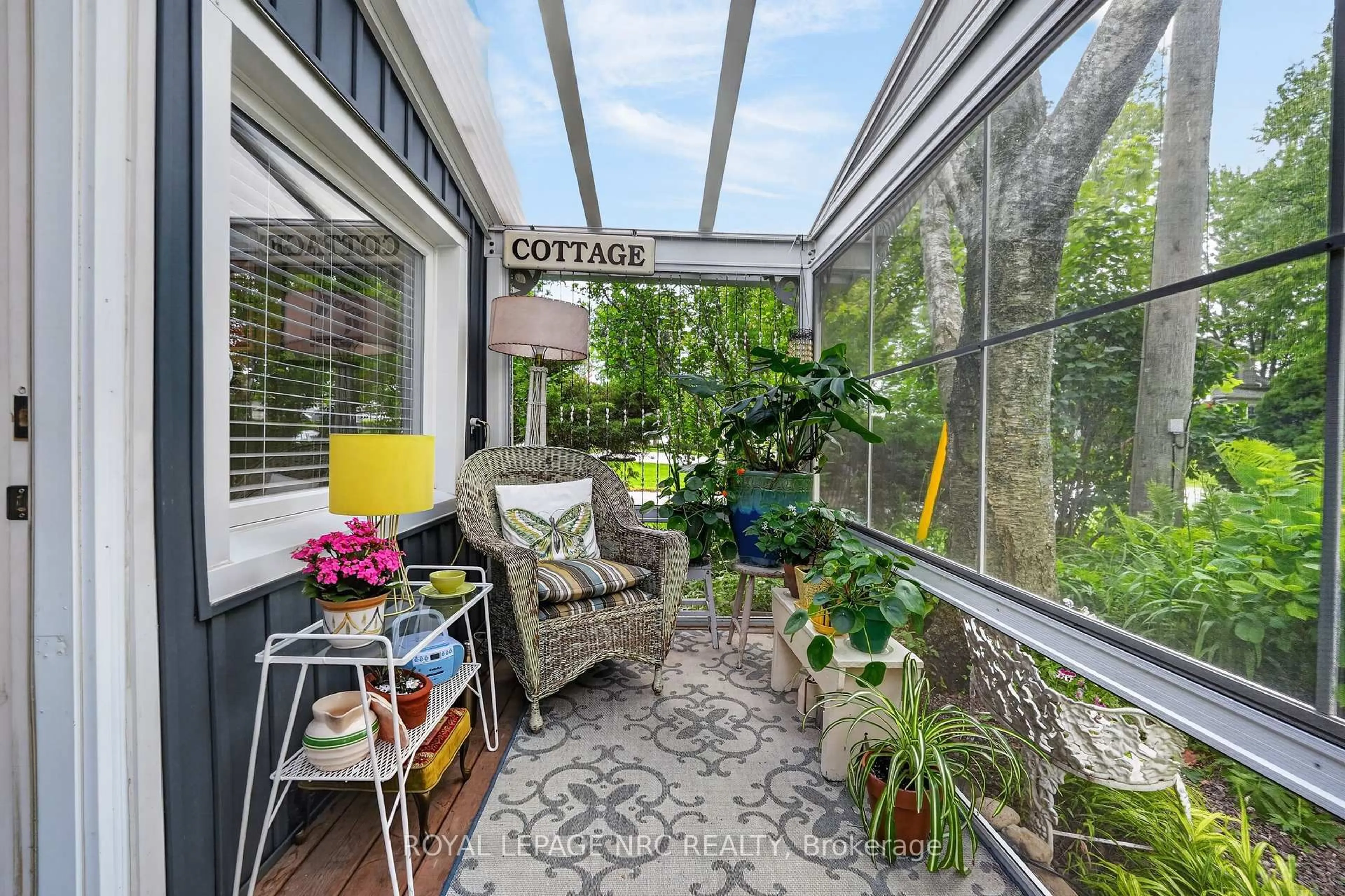 Patio, street for 80 Newport St, St. Catharines Ontario L2M 1P7