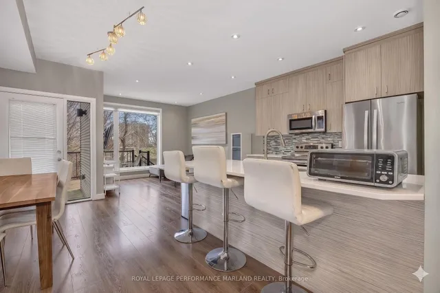 99B Concord St, Ottawa 5