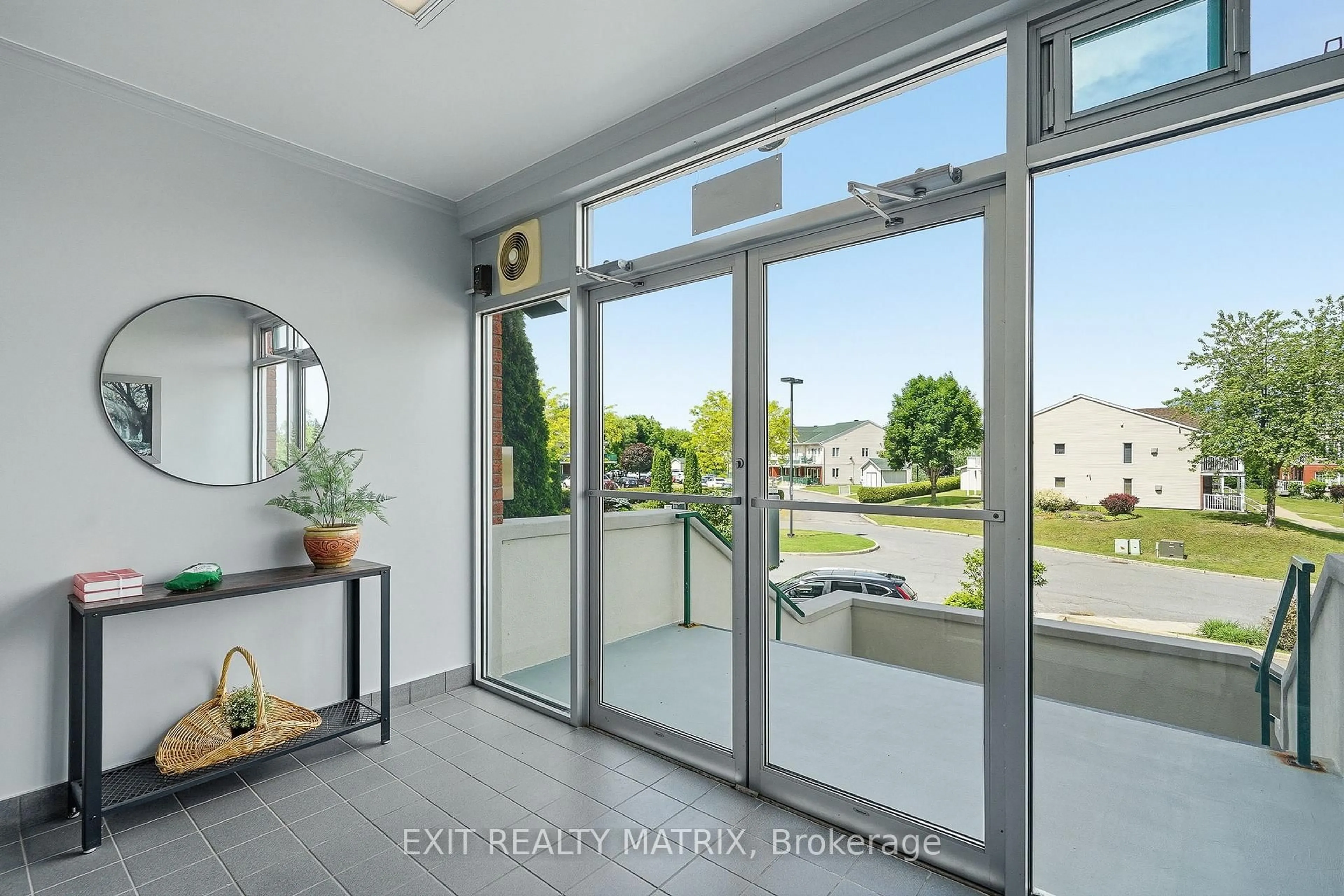 Indoor entryway for 1303 Clement St #332, Hawkesbury Ontario K6A 3P1