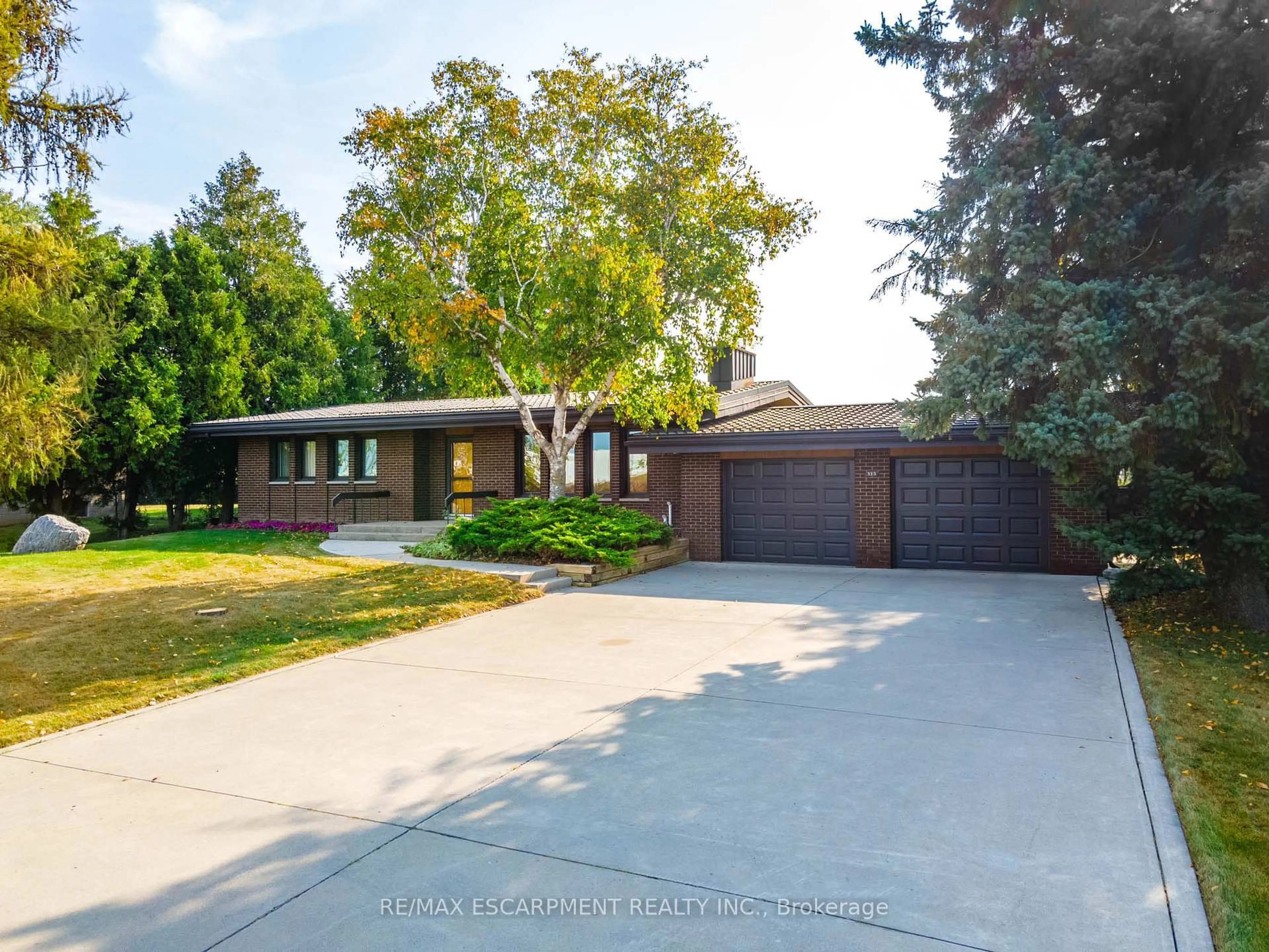 Home with brick exterior material, street for 515 Trinity Church Rd, Hamilton Ontario L0R 1P0