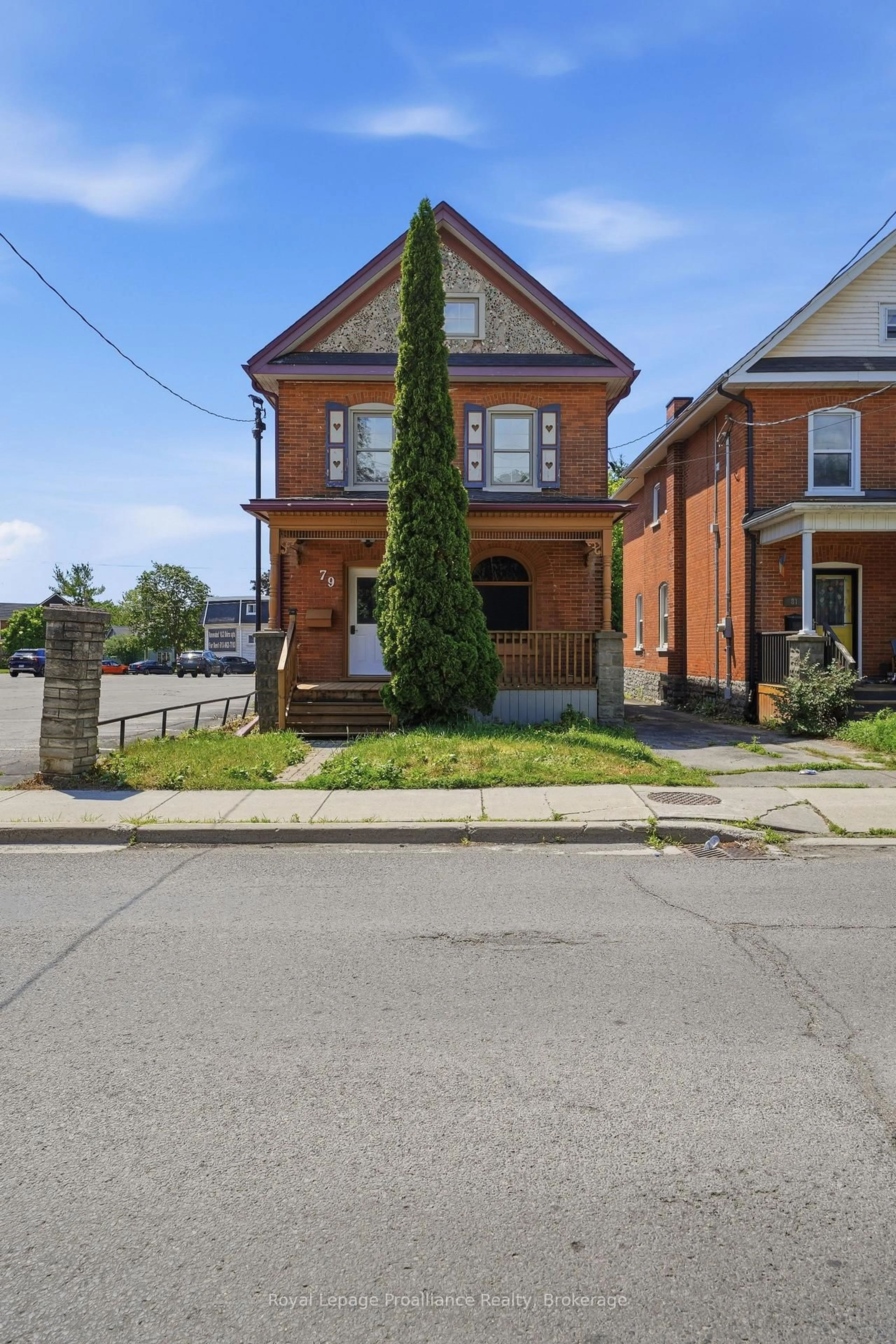 Home with brick exterior material, street for 79 Bridge St, Belleville Ontario K8P 1J4