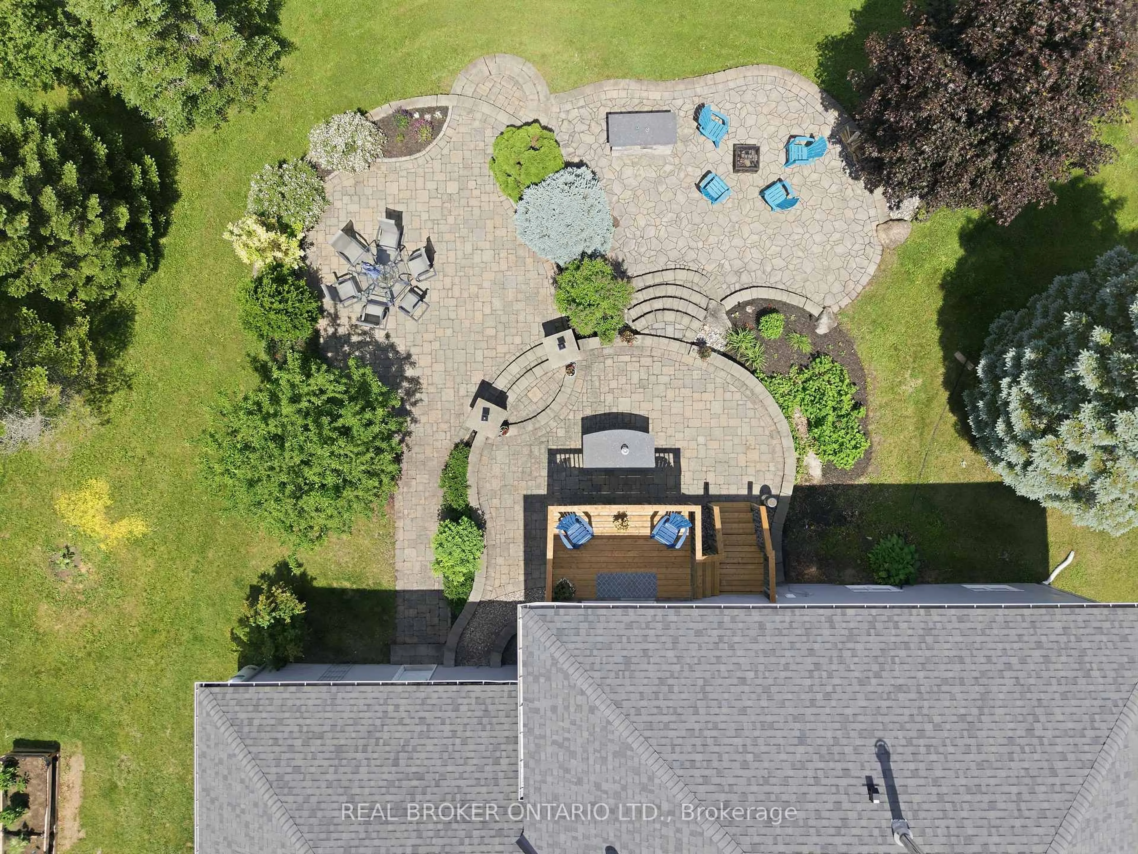 A pic from outside/outdoor area/front of a property/back of a property/a pic from drone, unknown for 1659 Lindsay Rd, North Grenville Ontario K0G 1S0