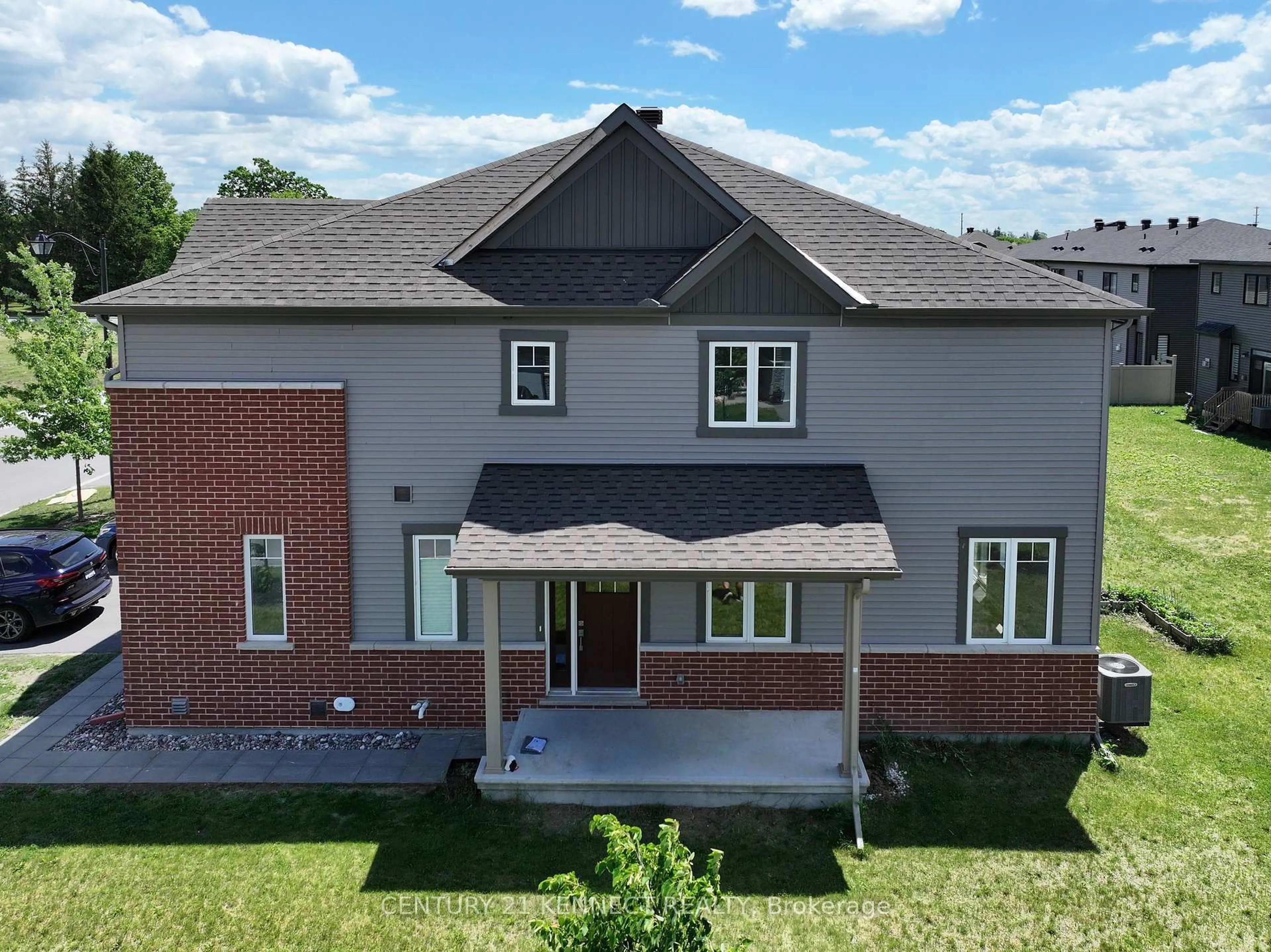 A pic from outside/outdoor area/front of a property/back of a property/a pic from drone, unknown for 1001 Ballyhale Hts, Ottawa Ontario K2J 6Y6
