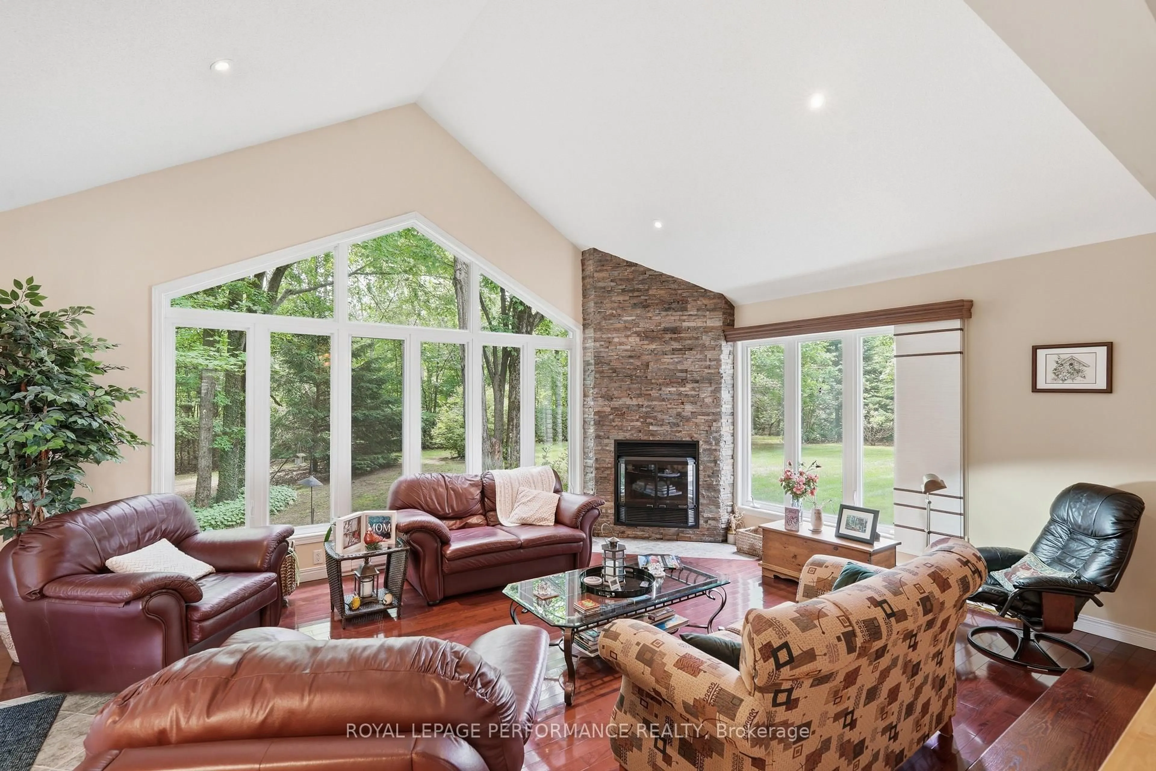 Living room with furniture, unknown for 26 Marie-Eve St, Alfred and Plantagenet Ontario K0B 1A0