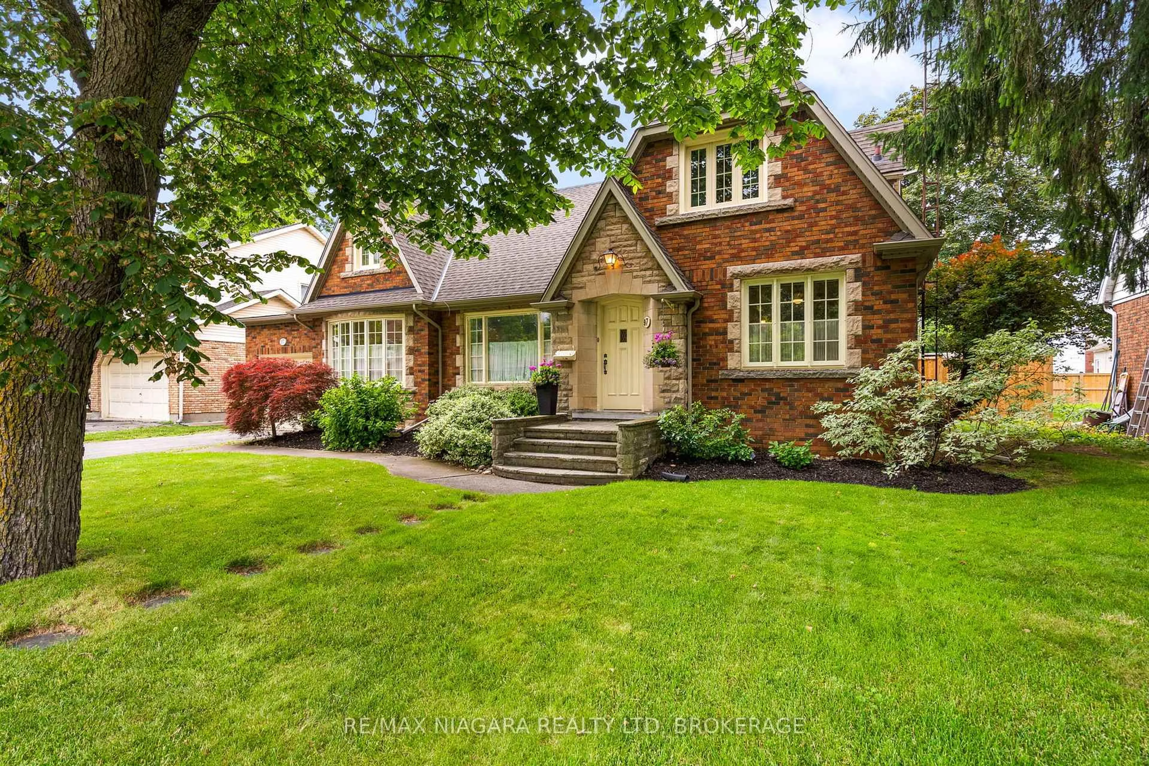 Home with brick exterior material, street for 97 Glenridge Ave, St. Catharines Ontario L2R 4X4