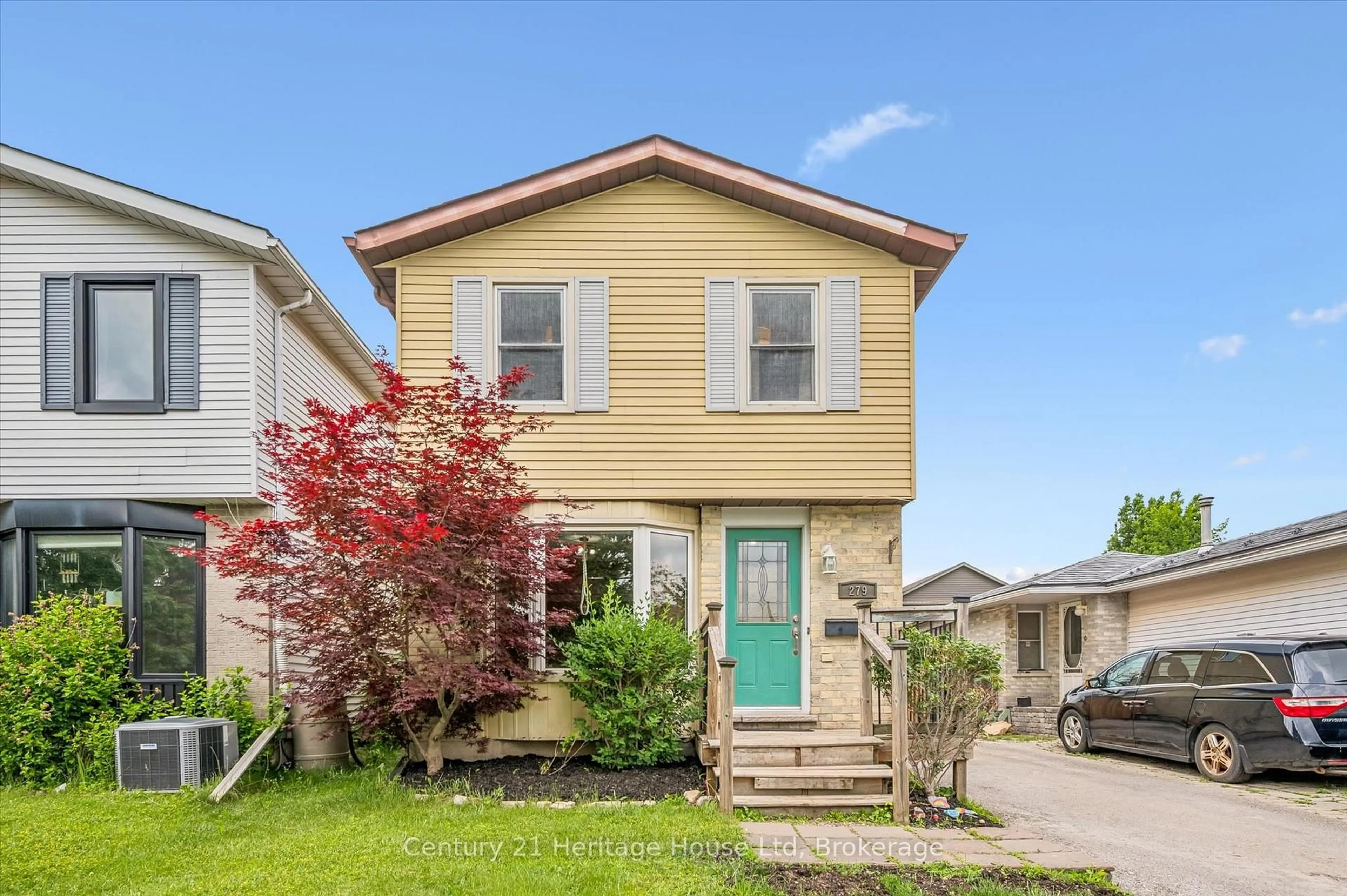 Home with vinyl exterior material, street for 279 Strathallan St, Centre Wellington Ontario N1M 3L6