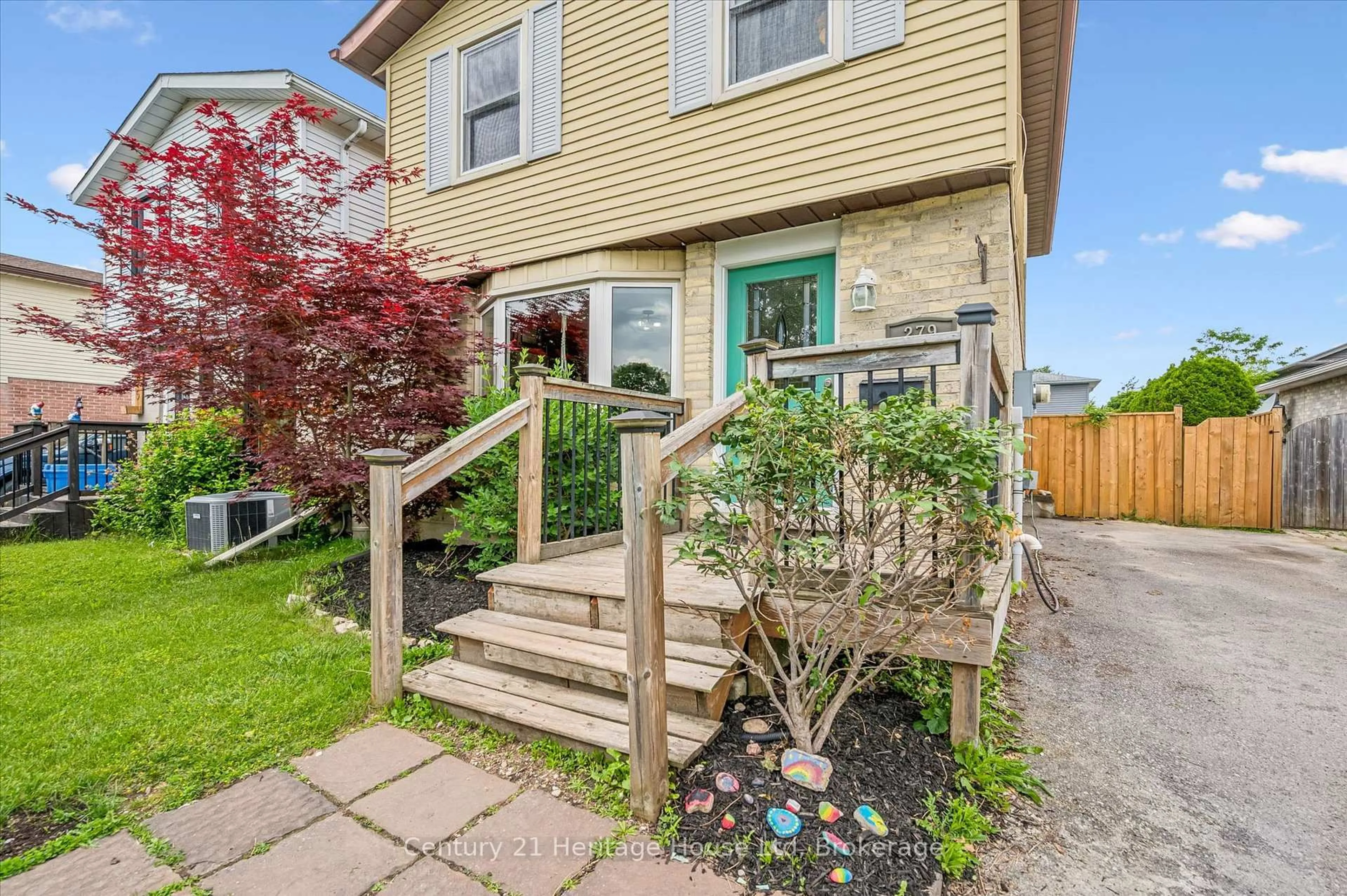Unknown for 279 Strathallan St, Centre Wellington Ontario N1M 3L6