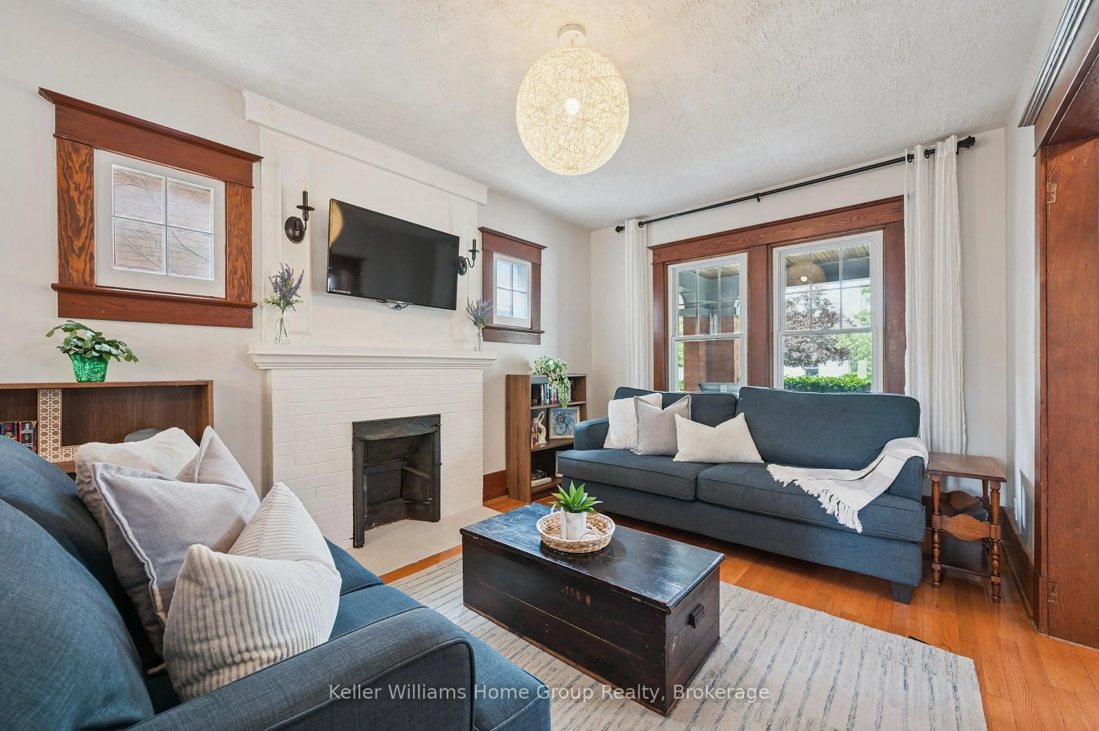 Living room with furniture, unknown for 16 GLASGOW St, Guelph Ontario N1H 4V4