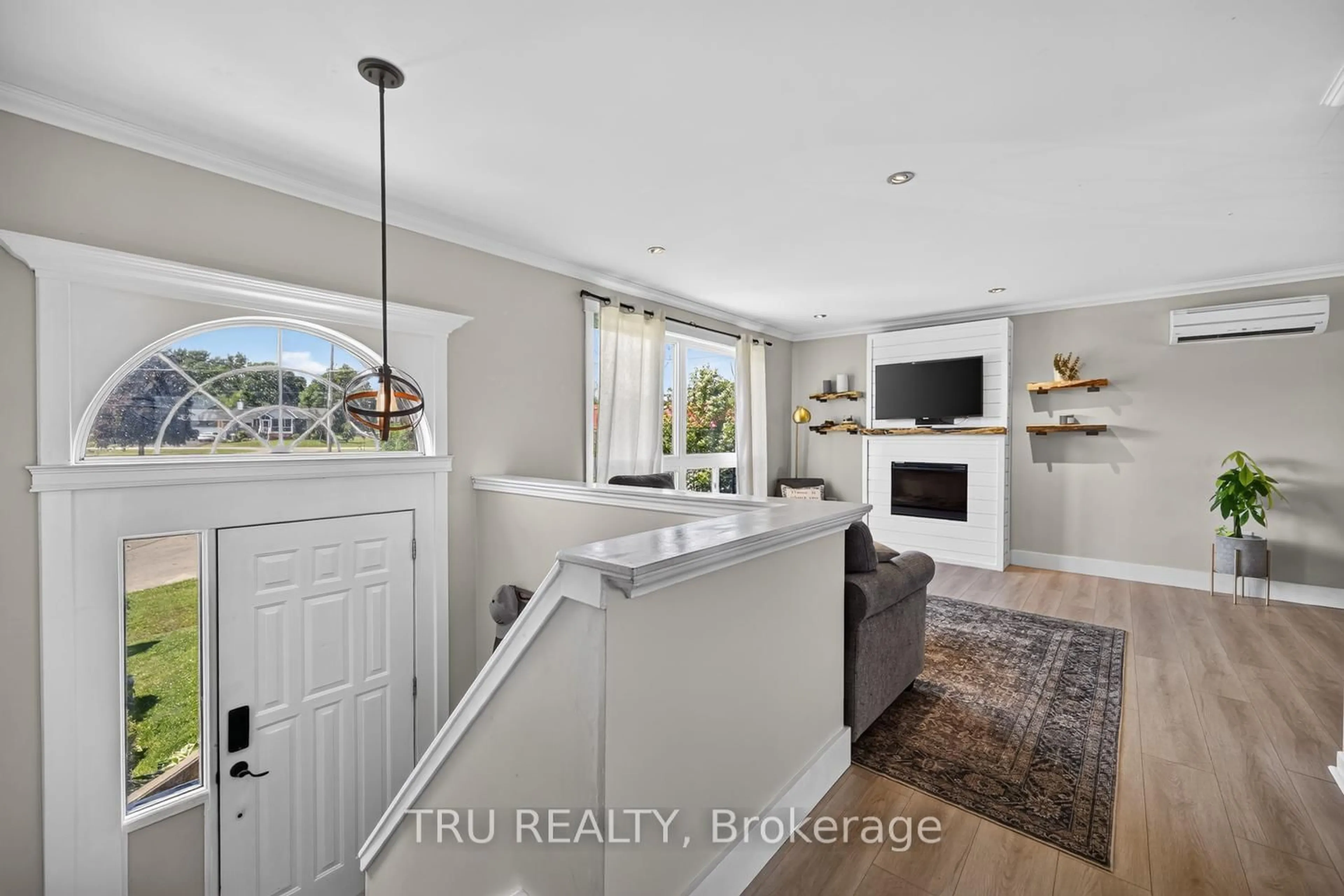 Open concept kitchen, ceramic/tile floor for 5 Brookview Cres, Athens Ontario K0E 1B0