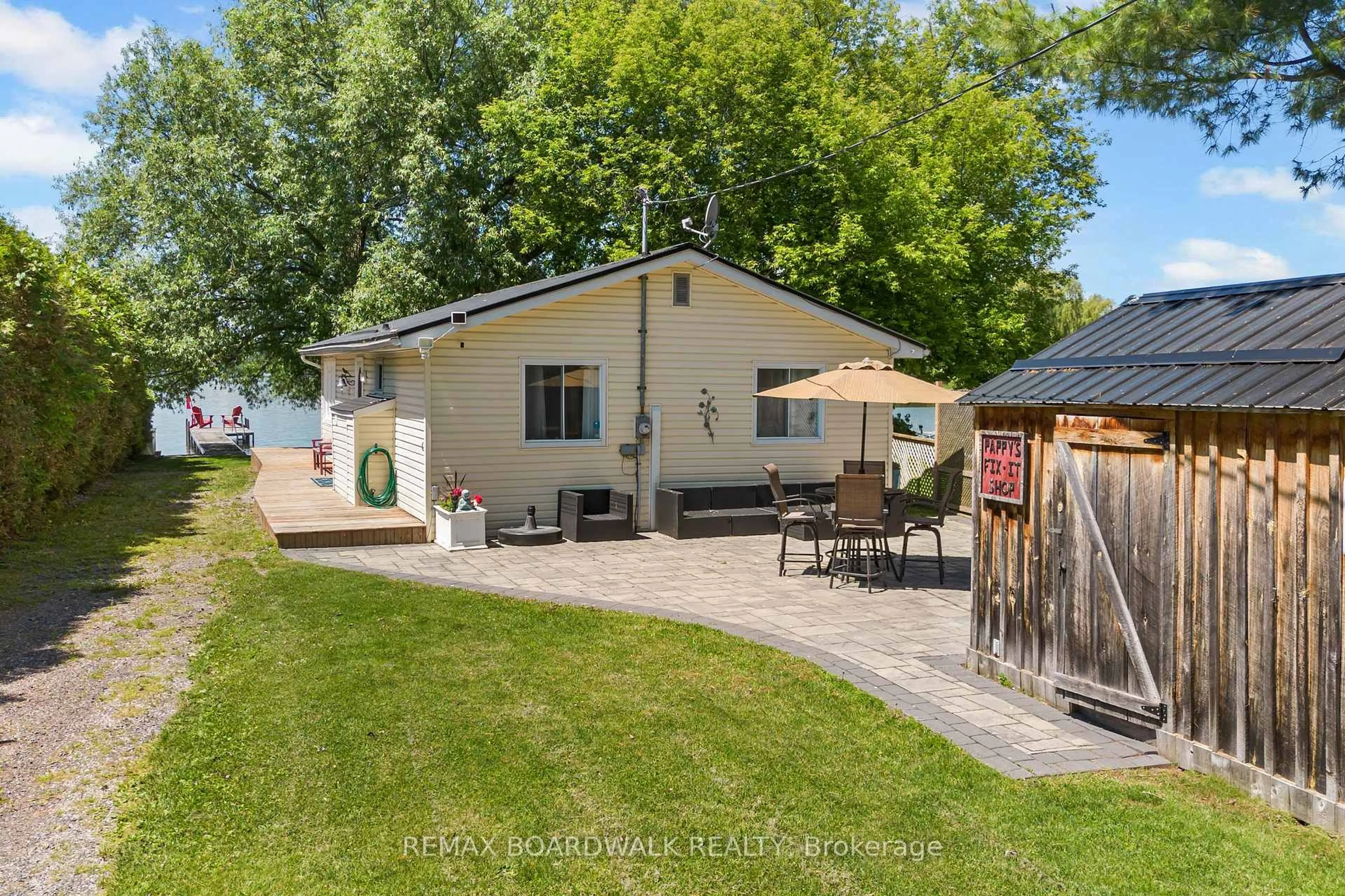 A pic from outside/outdoor area/front of a property/back of a property/a pic from drone, street for 130 Bay Lane, Edwardsburgh/Cardinal Ontario K0E 1E0