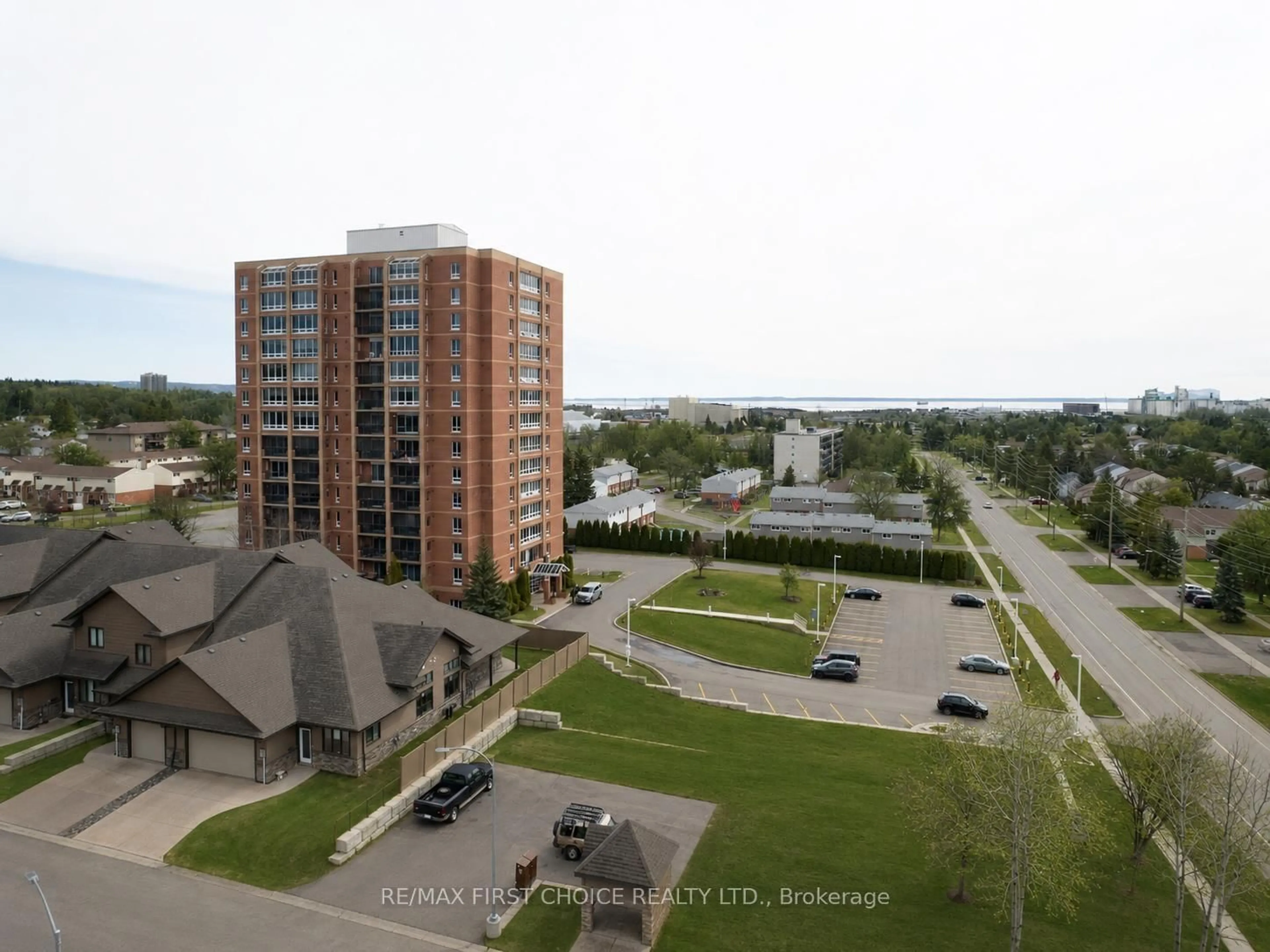 A pic from outside/outdoor area/front of a property/back of a property/a pic from drone, city buildings view from balcony for 590 Beverly St #802, Thunder Bay Ontario P7B 6H1