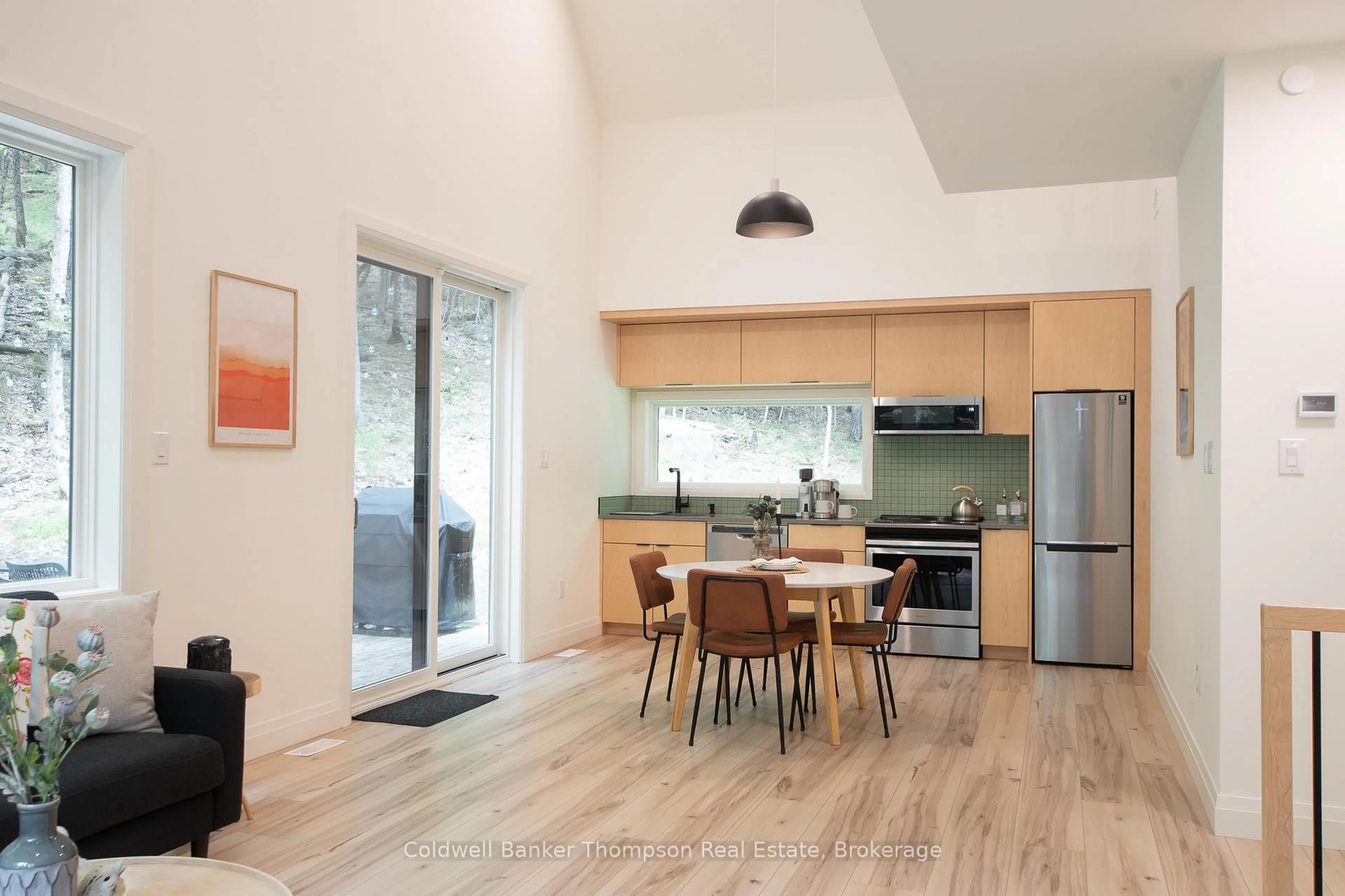 Open concept kitchen, unknown for 84 Vernon Lane, Huntsville Ontario P1H 2J2