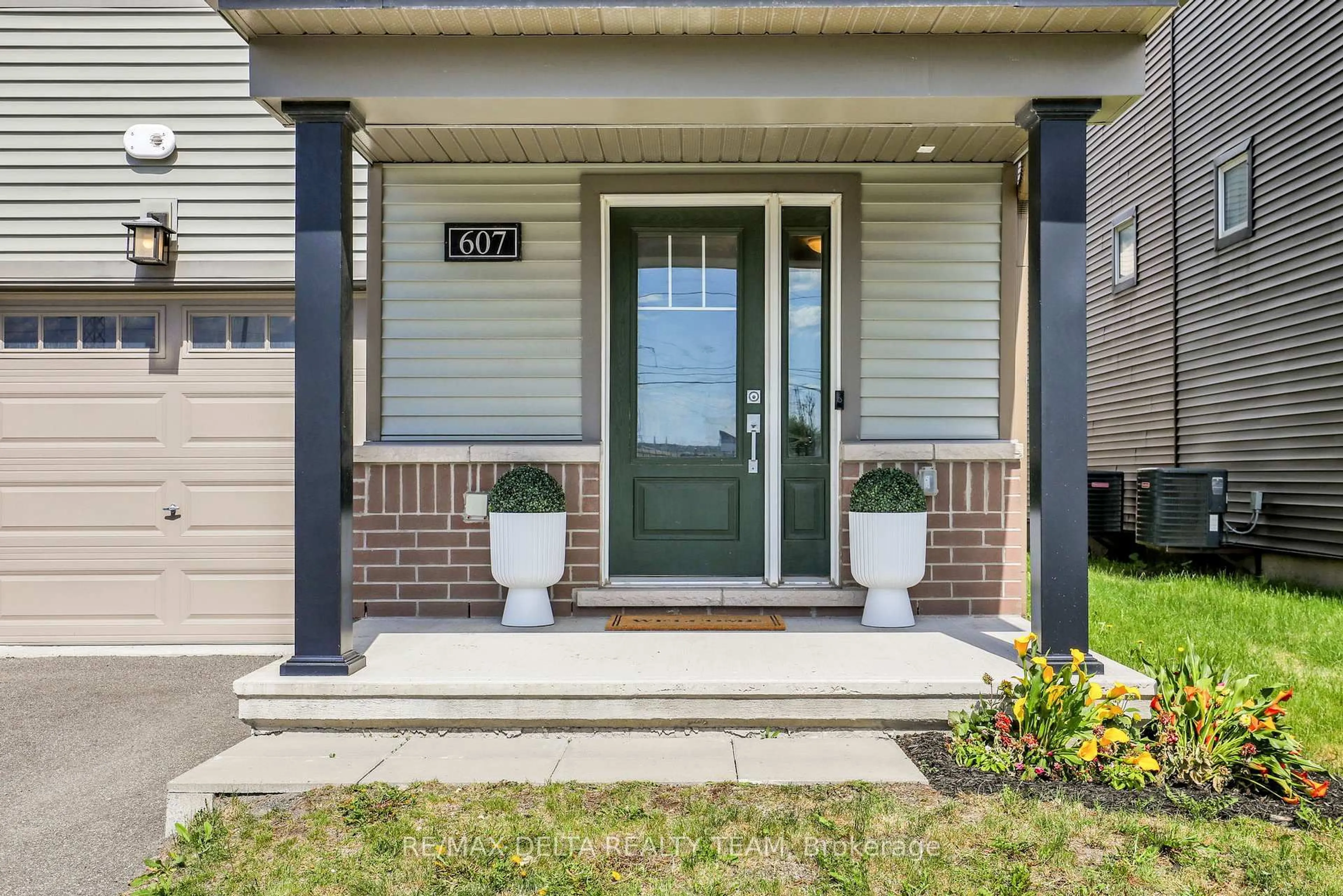 Unknown for 607 Prominence Way, Ottawa Ontario K4A 5K8