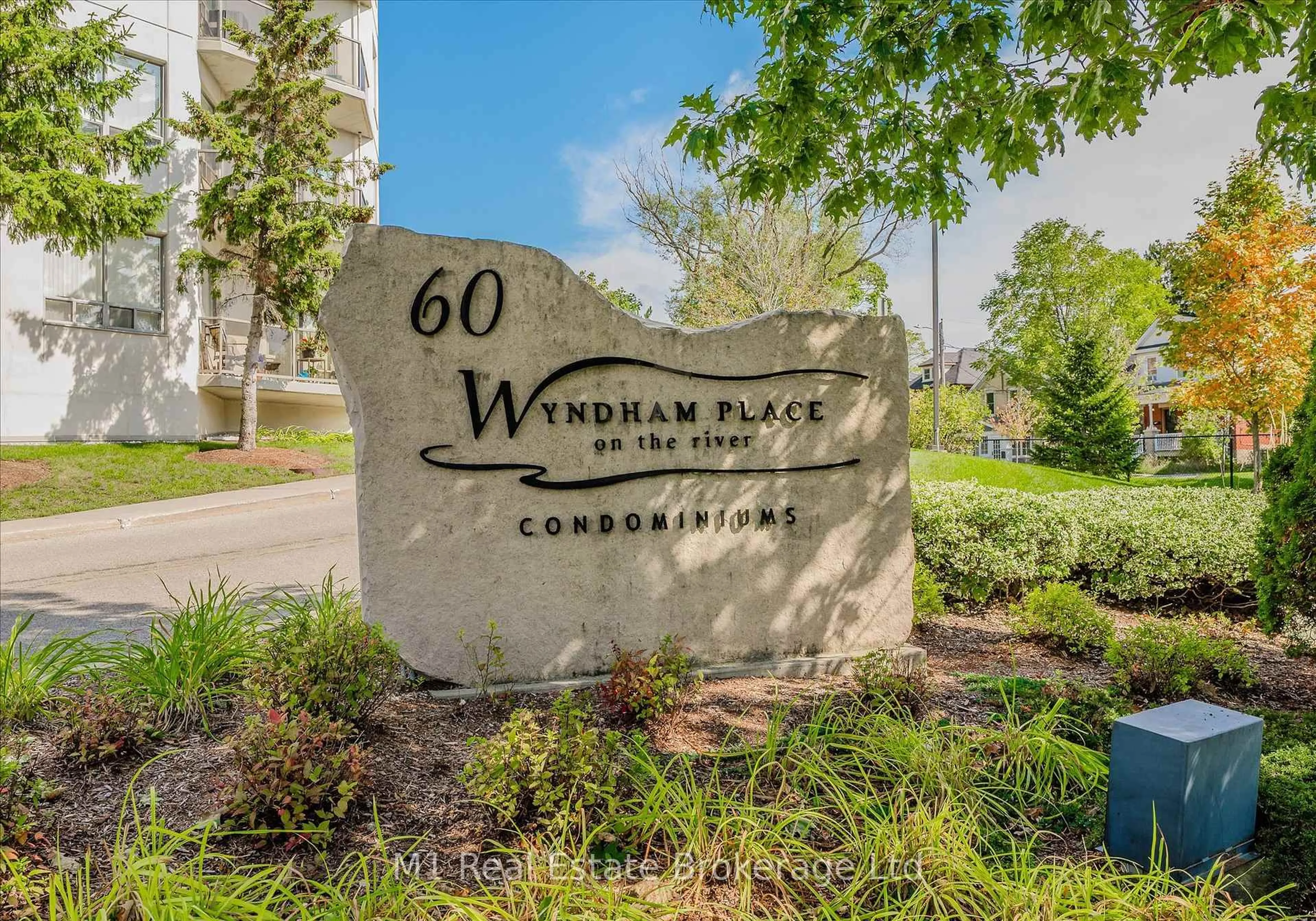 Indoor foyer for 60 Wyndham St #207, Guelph Ontario N1E 7H7