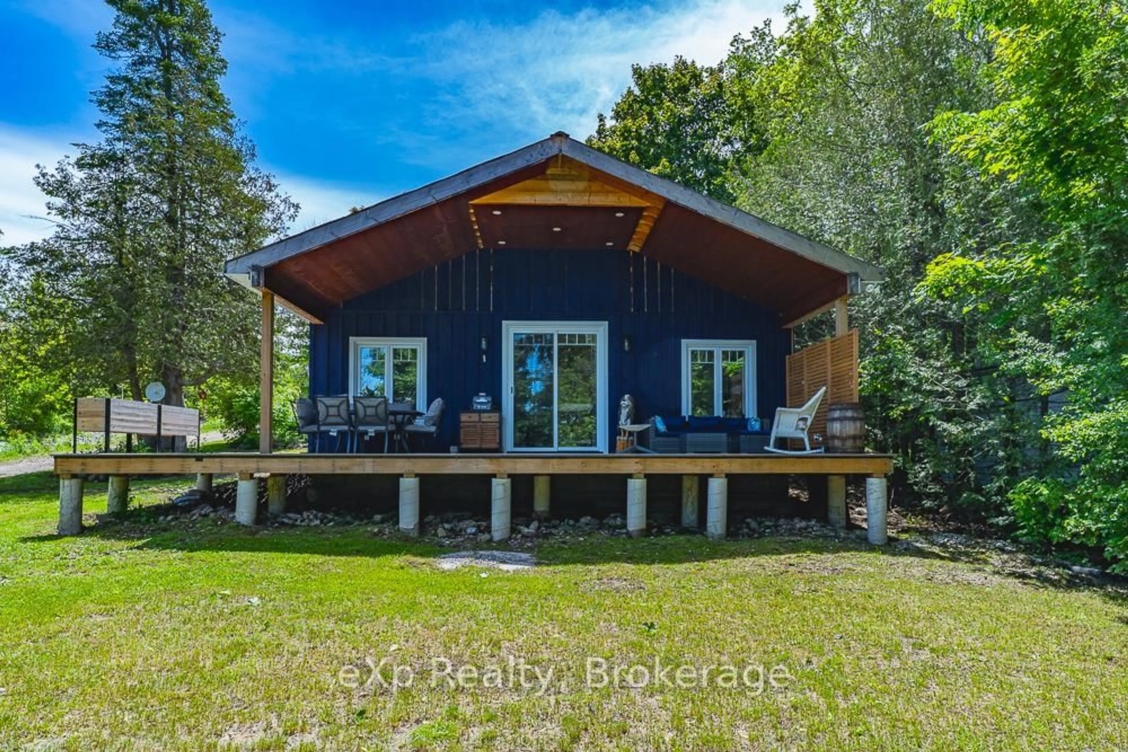 A pic from outside/outdoor area/front of a property/back of a property/a pic from drone, unknown for 141 Wilson Dr, Georgian Bluffs Ontario N0H 2T0