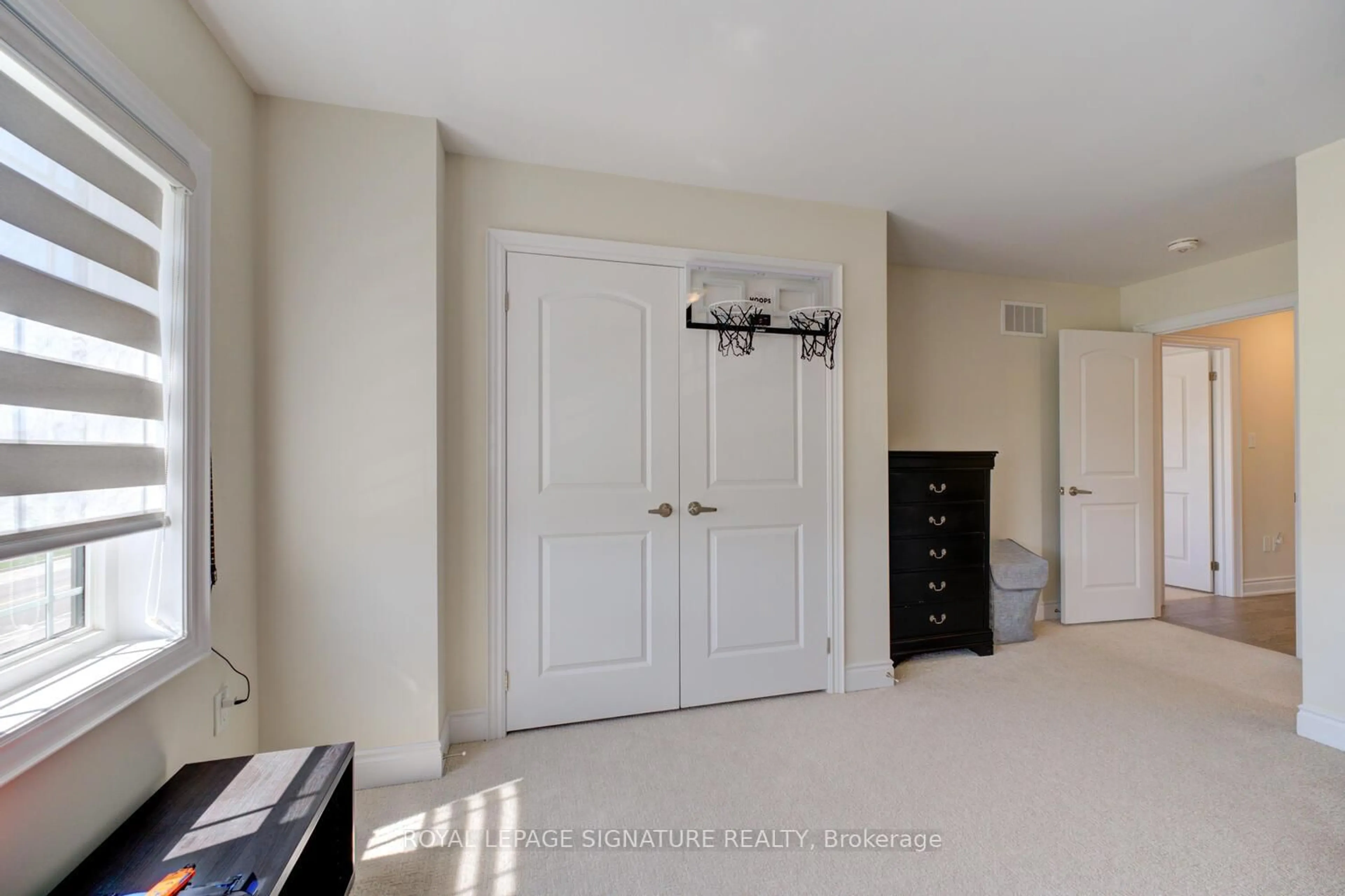 A pic of a room for 372 Blackburn Dr, Brantford Ontario N3T 5L5