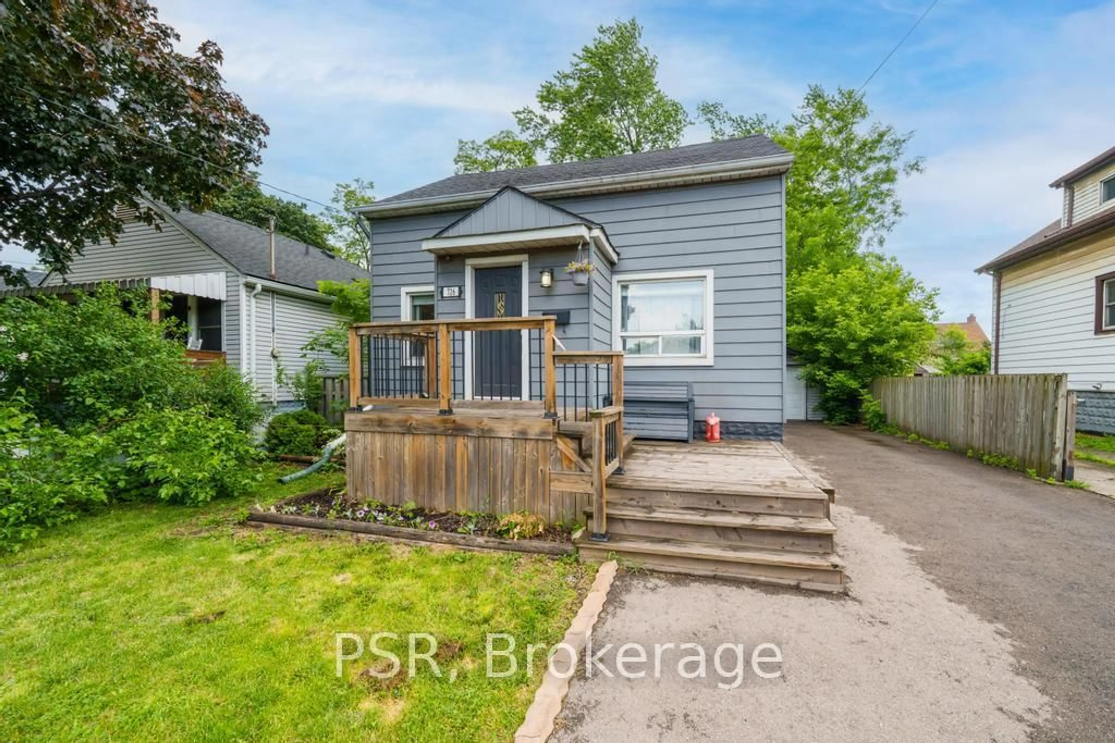 Unknown for 726 Brighton Ave, Hamilton Ontario L8H 6H6