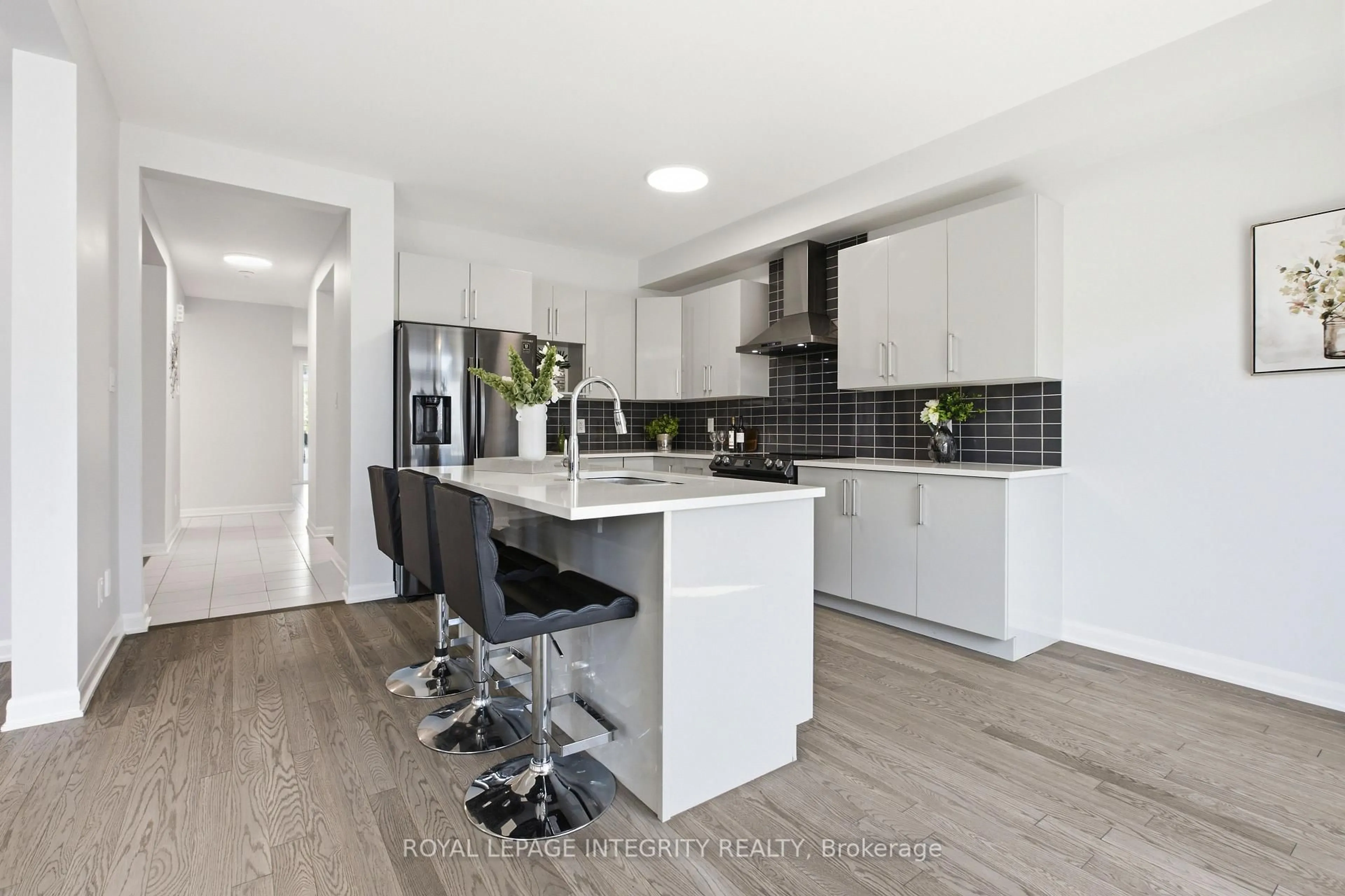 Contemporary kitchen, unknown for 2616 River Mist Rd, Ottawa Ontario K2J 6W3