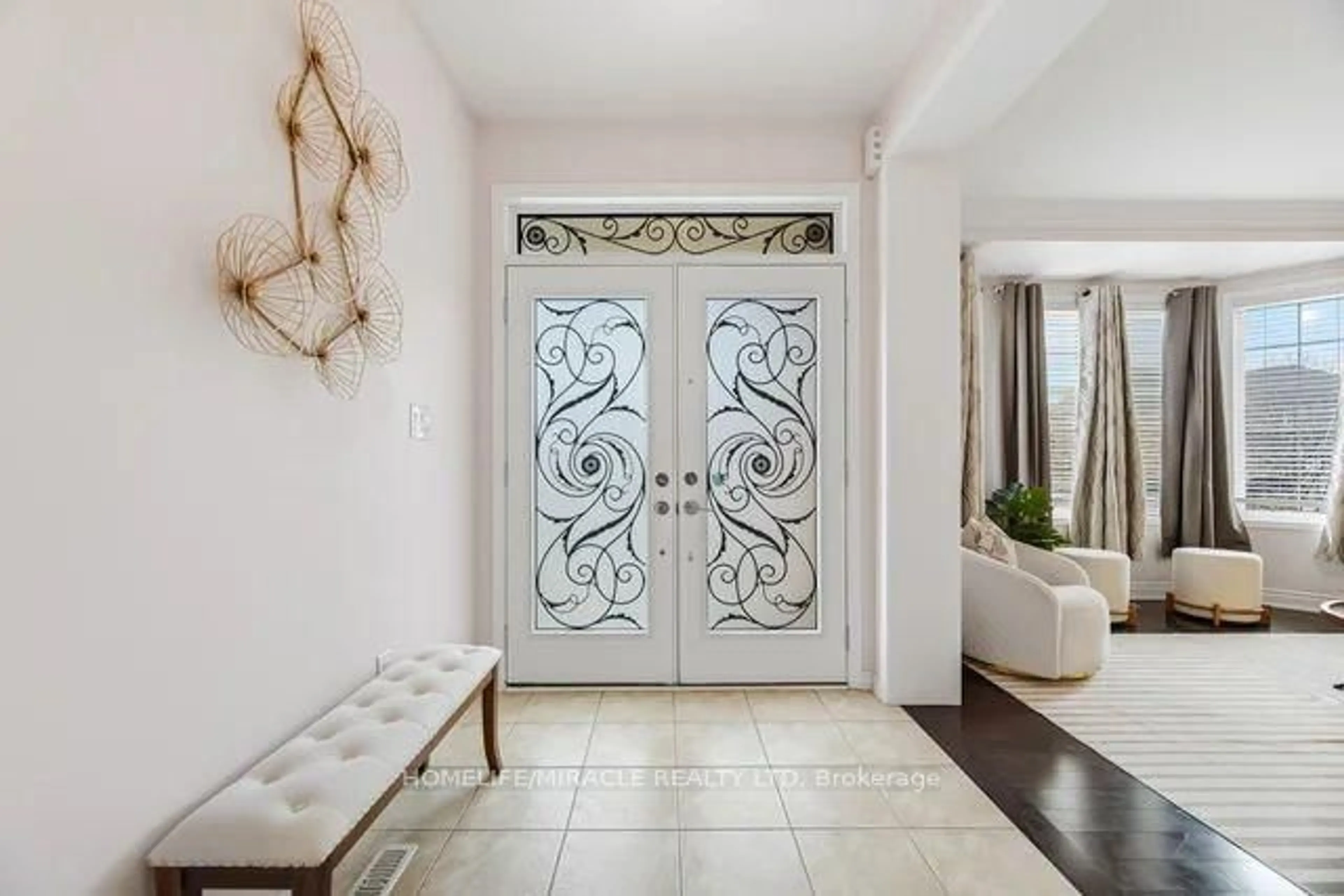 Indoor entryway for 59 Apple Dr, Cambridge Ontario N3C 0E7