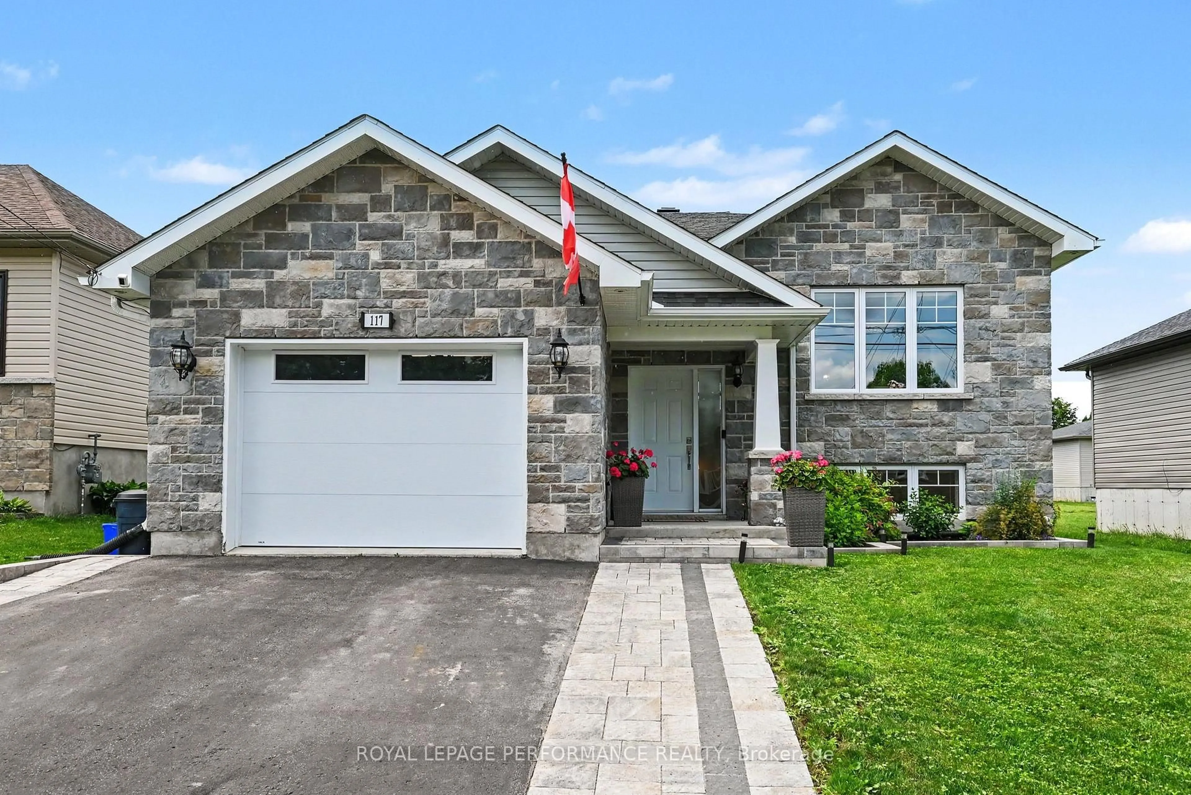 Home with brick exterior material, street for 117 Leonia St, Cornwall Ontario K6H 5L8