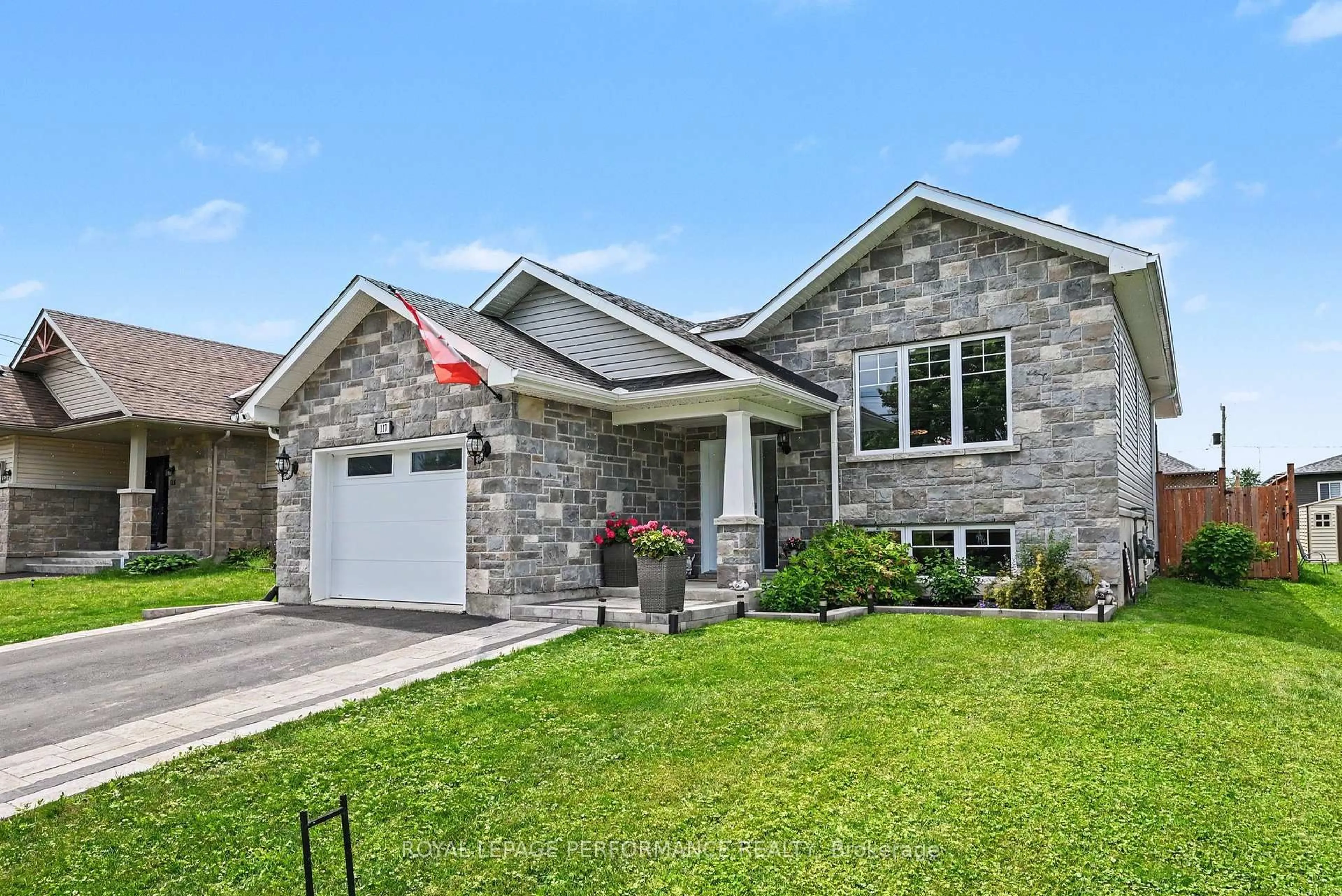 Home with brick exterior material, street for 117 Leonia St, Cornwall Ontario K6H 5L8