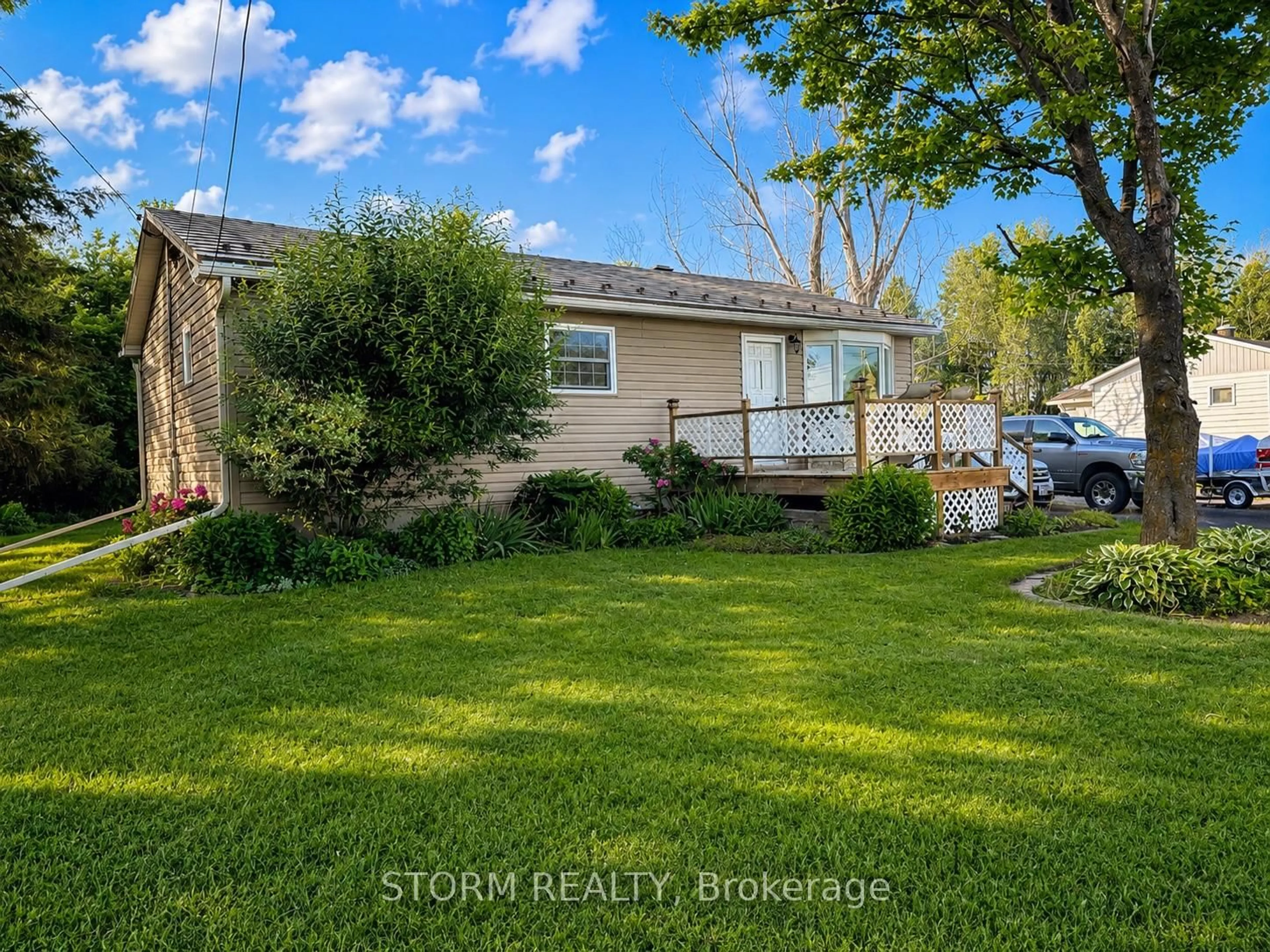 A pic from outside/outdoor area/front of a property/back of a property/a pic from drone, street for 4901 Piperville Rd, Carlsbad Springs Ontario K0A 1K0