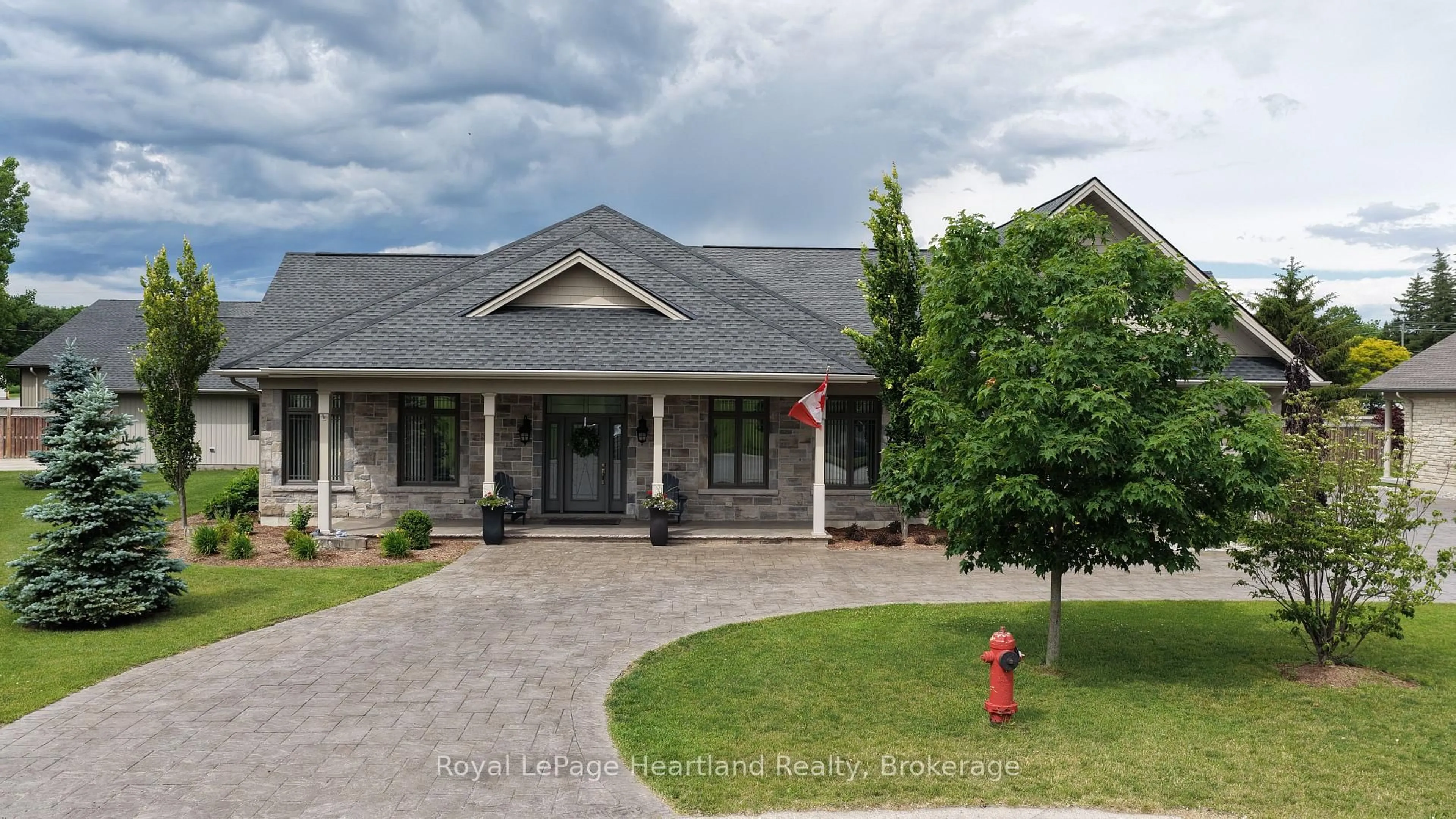 Unknown for 305 Mary St, Central Huron Ontario N0M 1L0