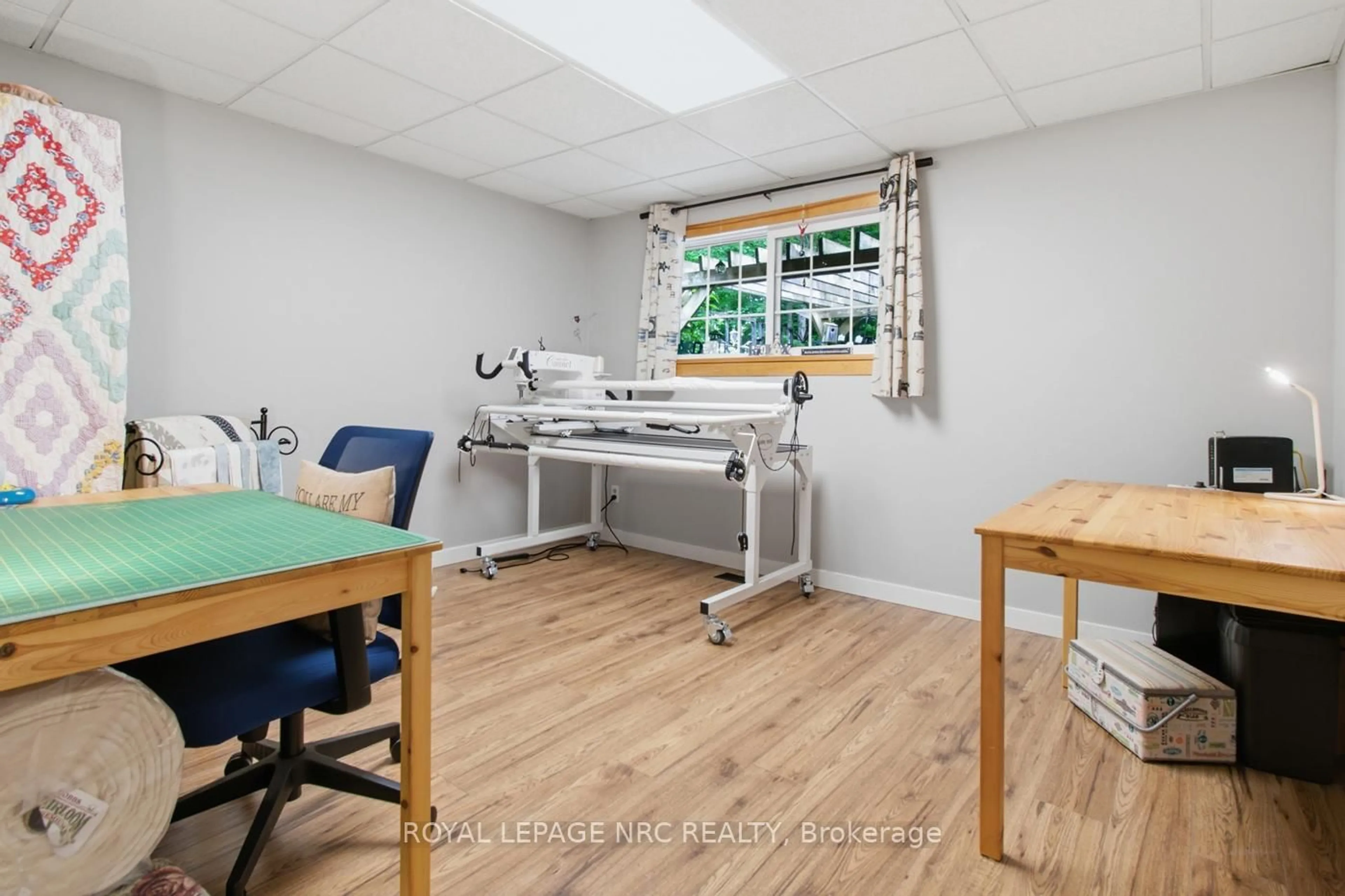 A pic of a room for 37 Spruceside Cres, Pelham Ontario L3E 0G1
