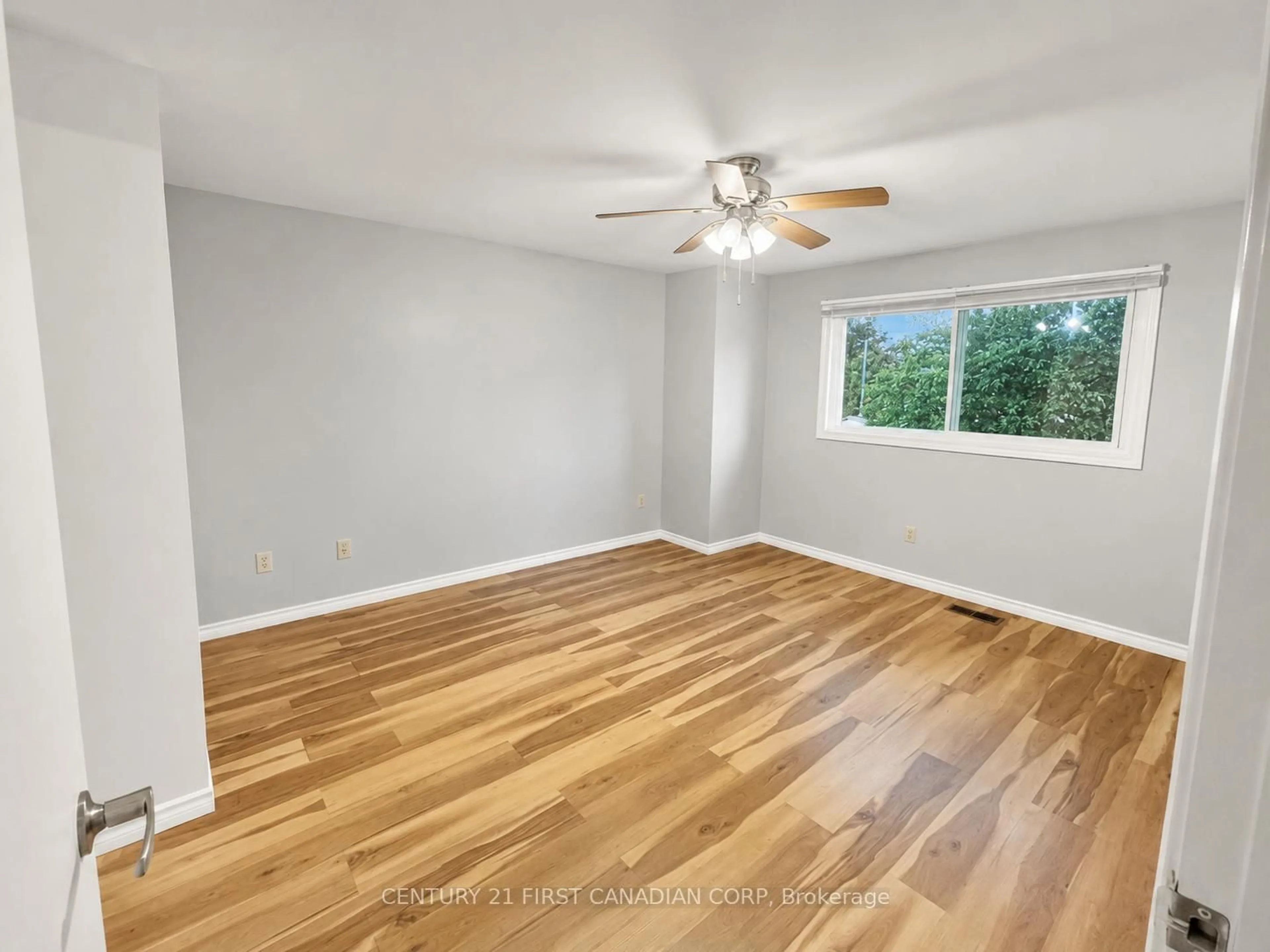 A pic of a room for 1470 Aldersbrook Rd, London North Ontario N6G 3V7