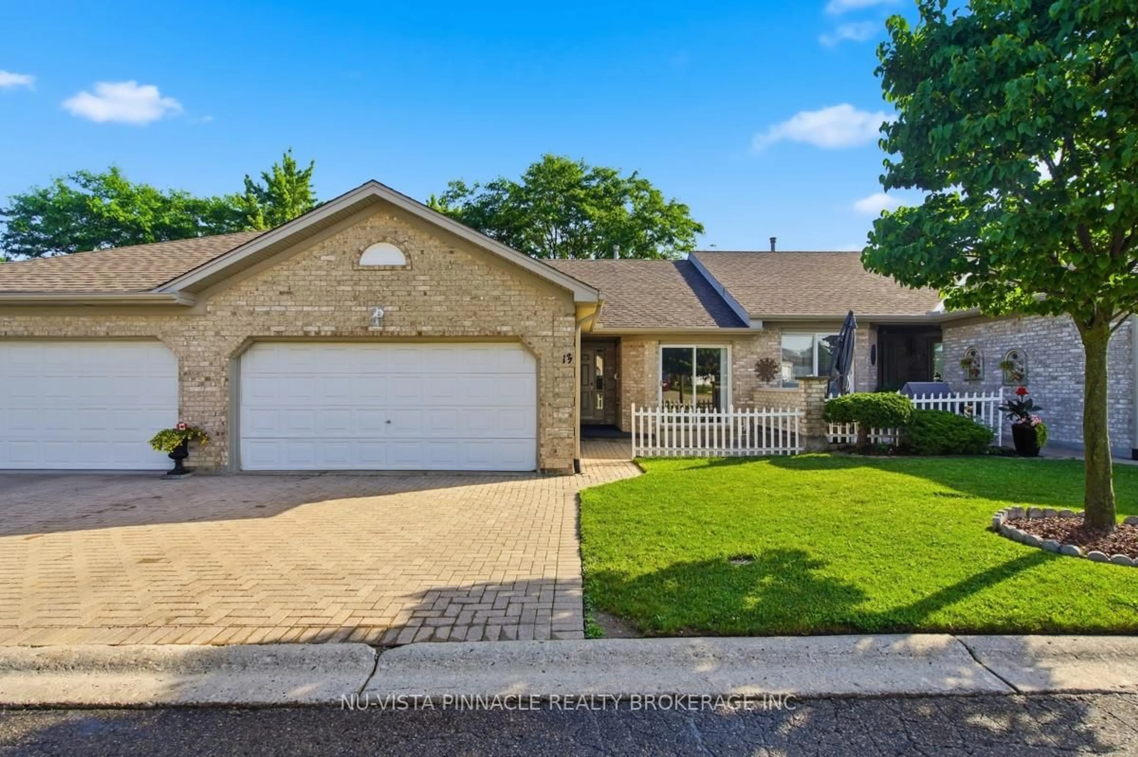 Unknown for 825 Shelborne St #13, London South Ontario N5Z 5B7