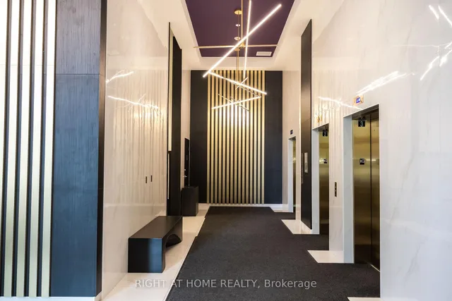 180 George St #2508, Ottawa 2