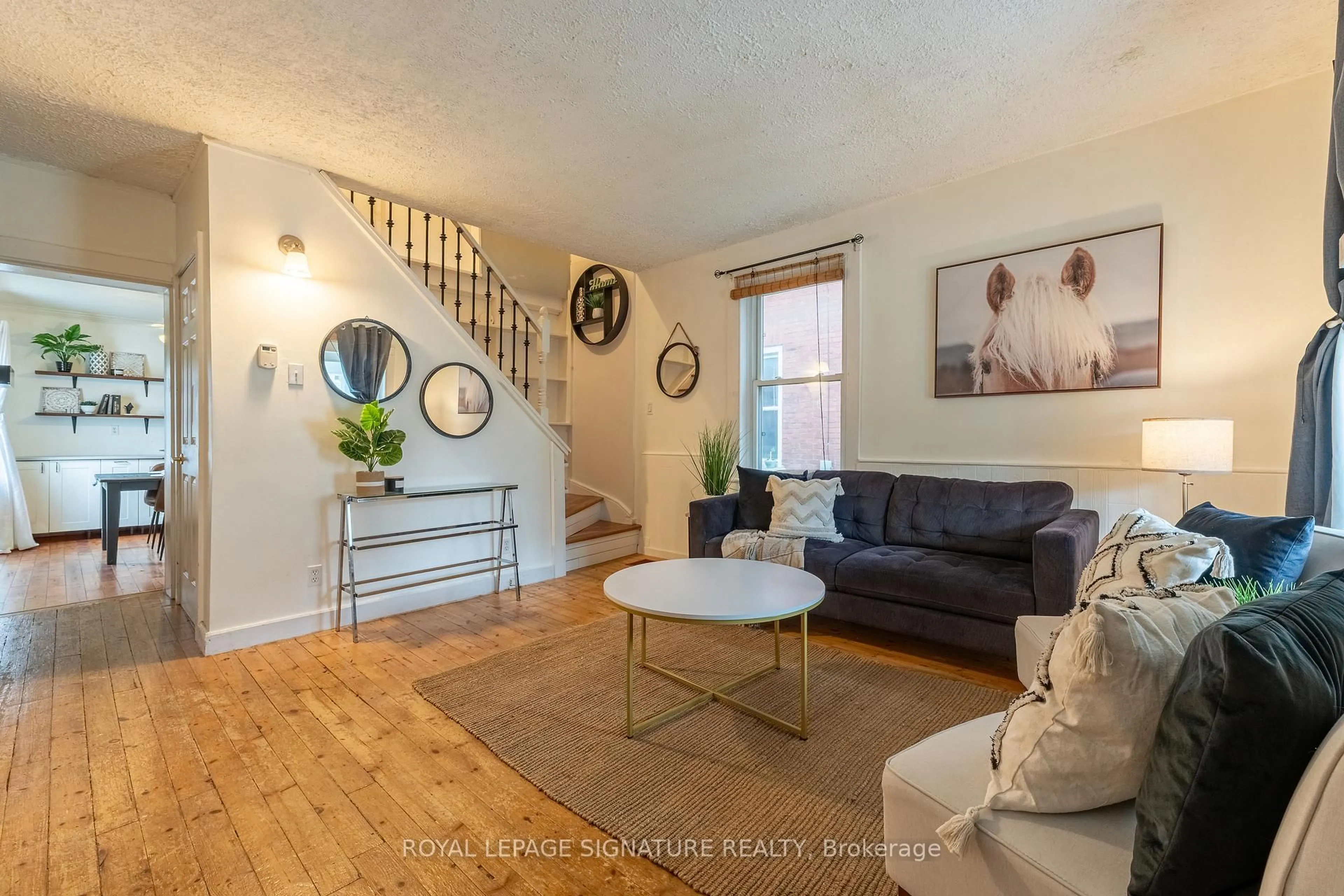 Living room with furniture, unknown for 195 Rubidge St, Peterborough Ontario K9J 3N6
