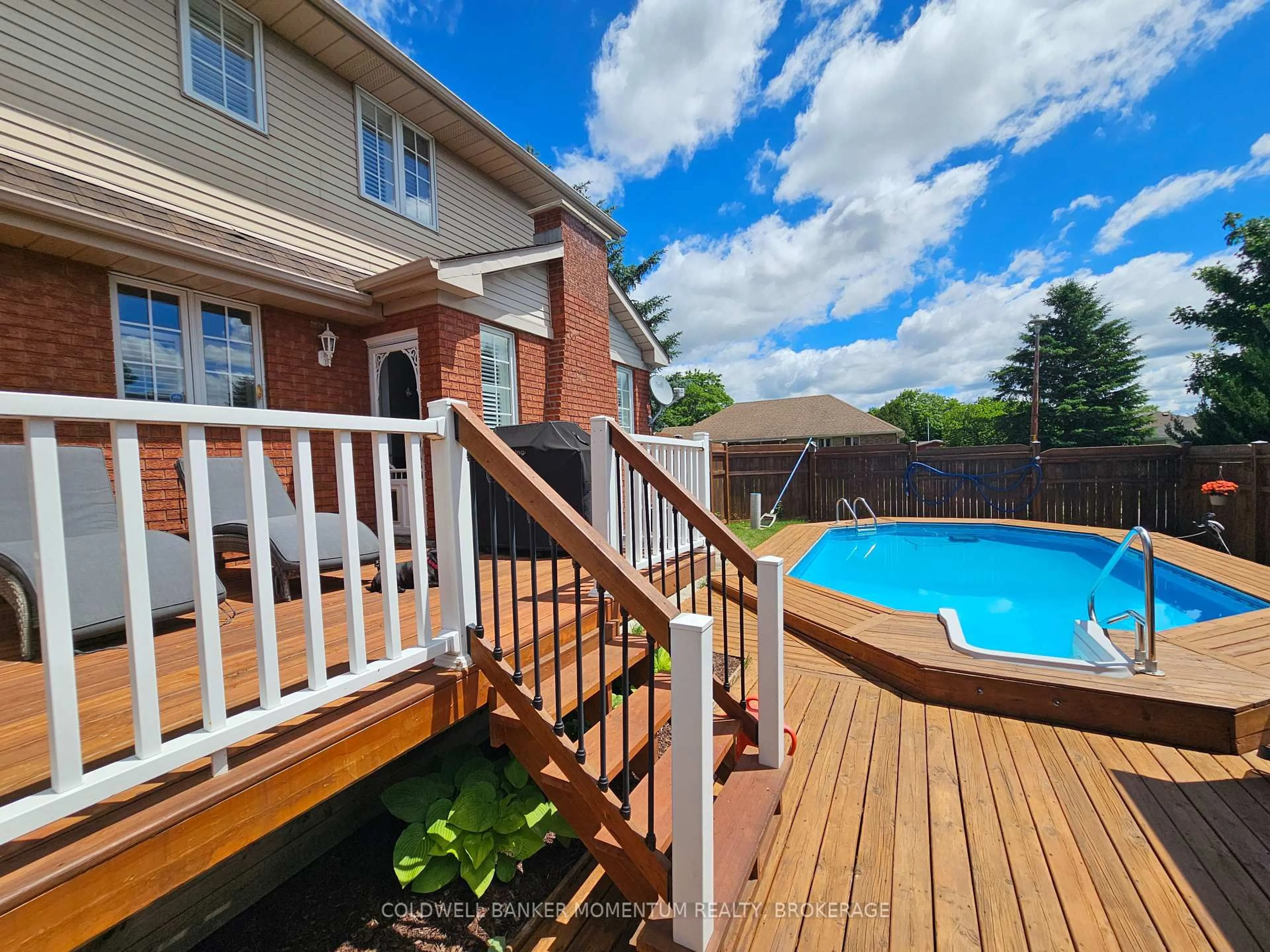 Unknown for 120 Lynndale Rd, Norfolk Ontario N3Y 5E5