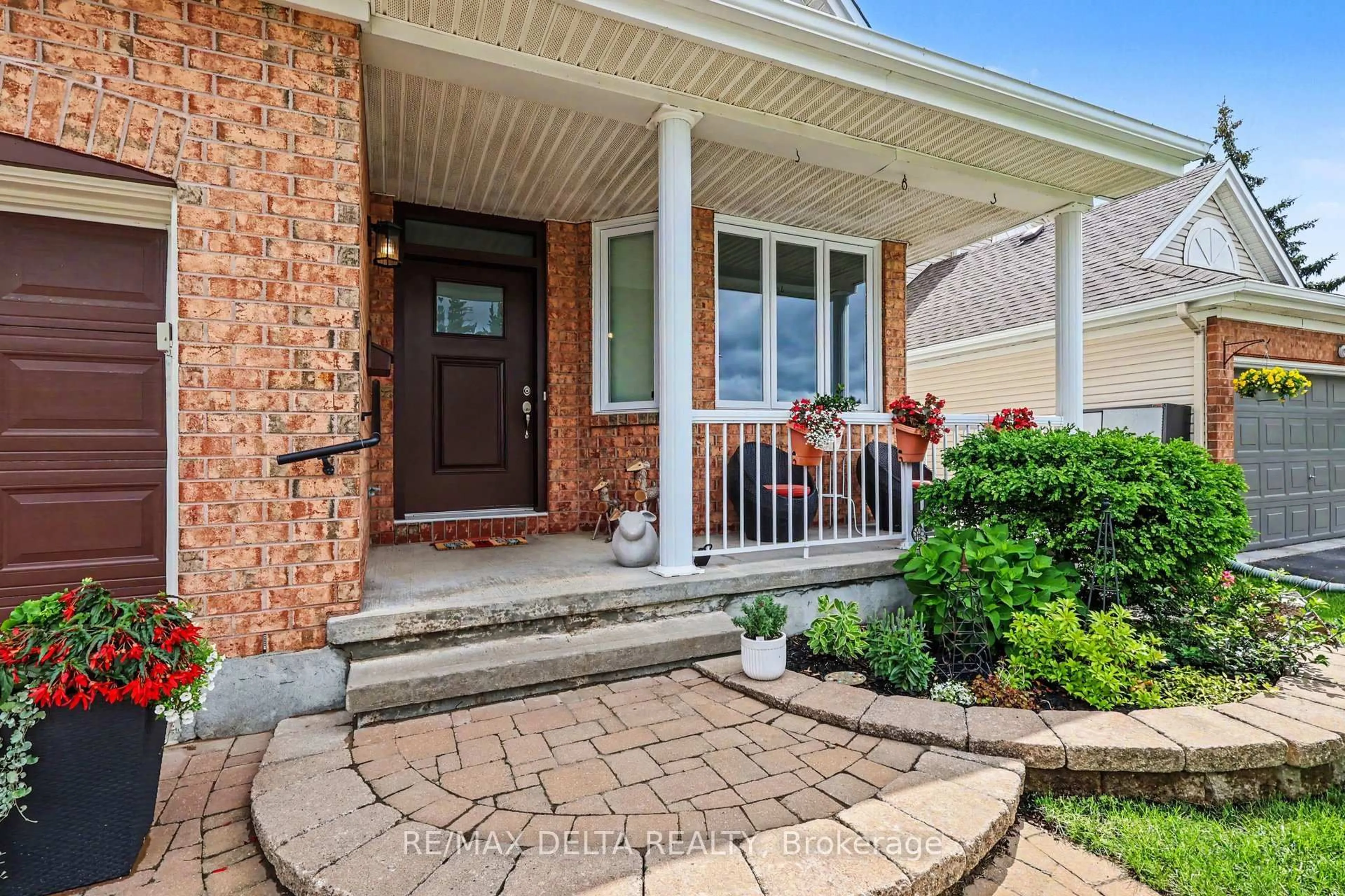 Unknown for 604 Valin St, Orleans Ontario K4A 3L9