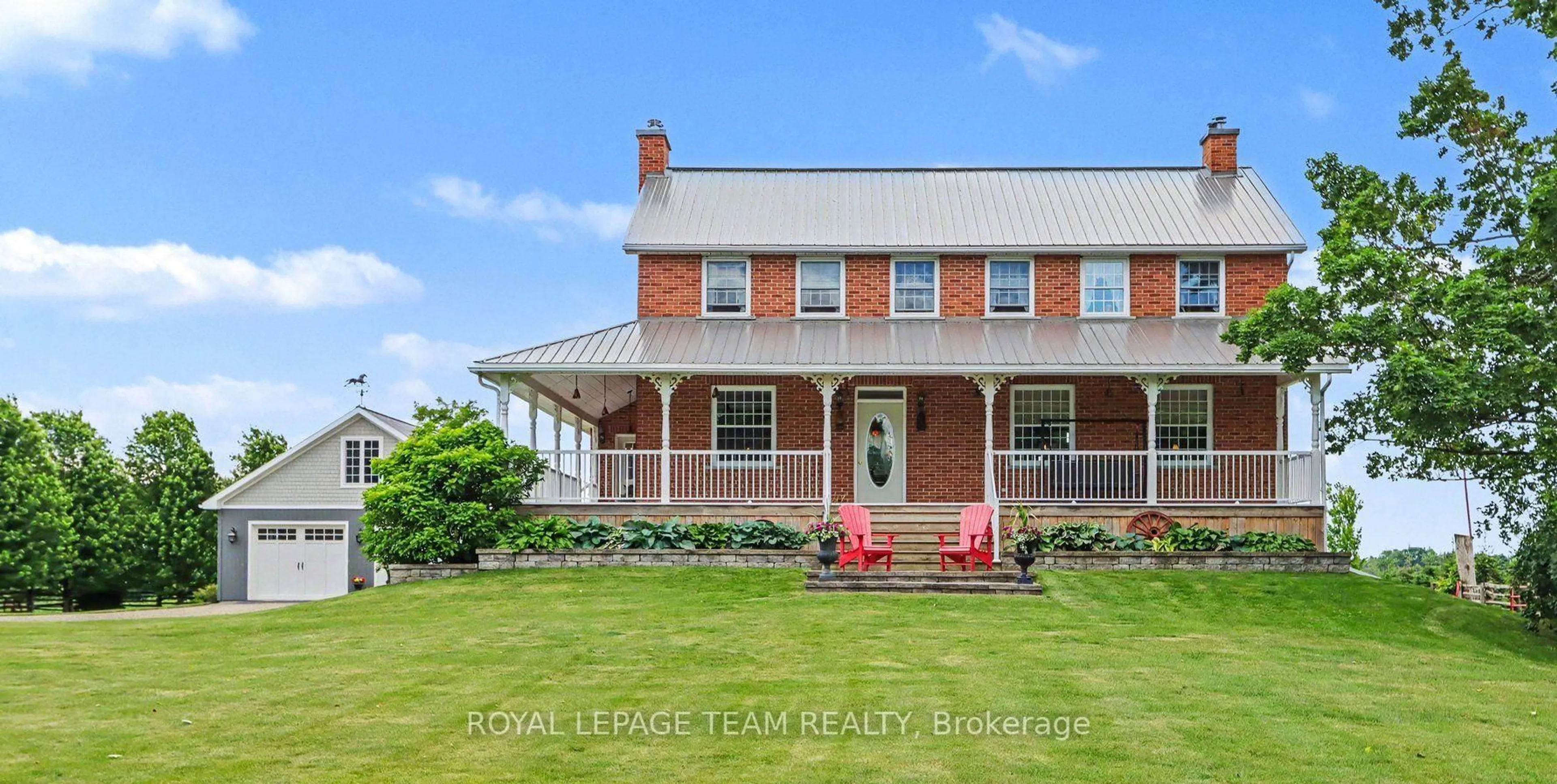 A pic from outside/outdoor area/front of a property/back of a property/a pic from drone, unknown for 10546 Broken Second Rd, South Dundas Ontario K0E 1K0