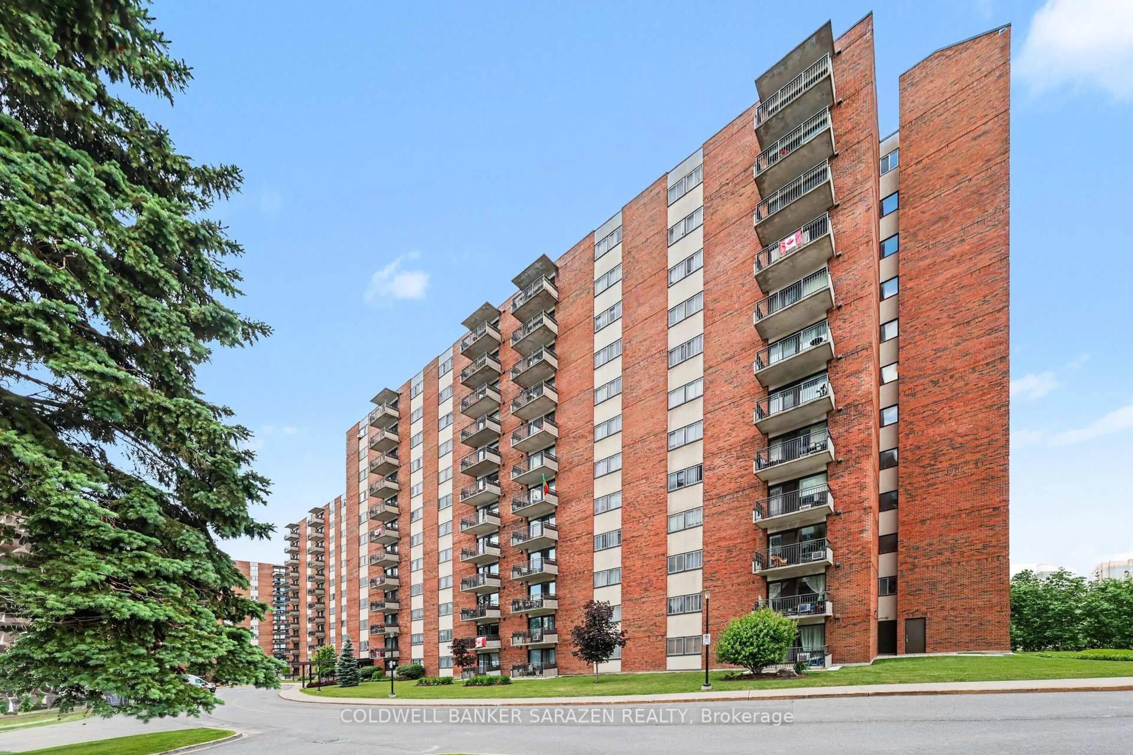 Patio, building for 1485 Baseline Rd #811, Ottawa Ontario K2C 3L8