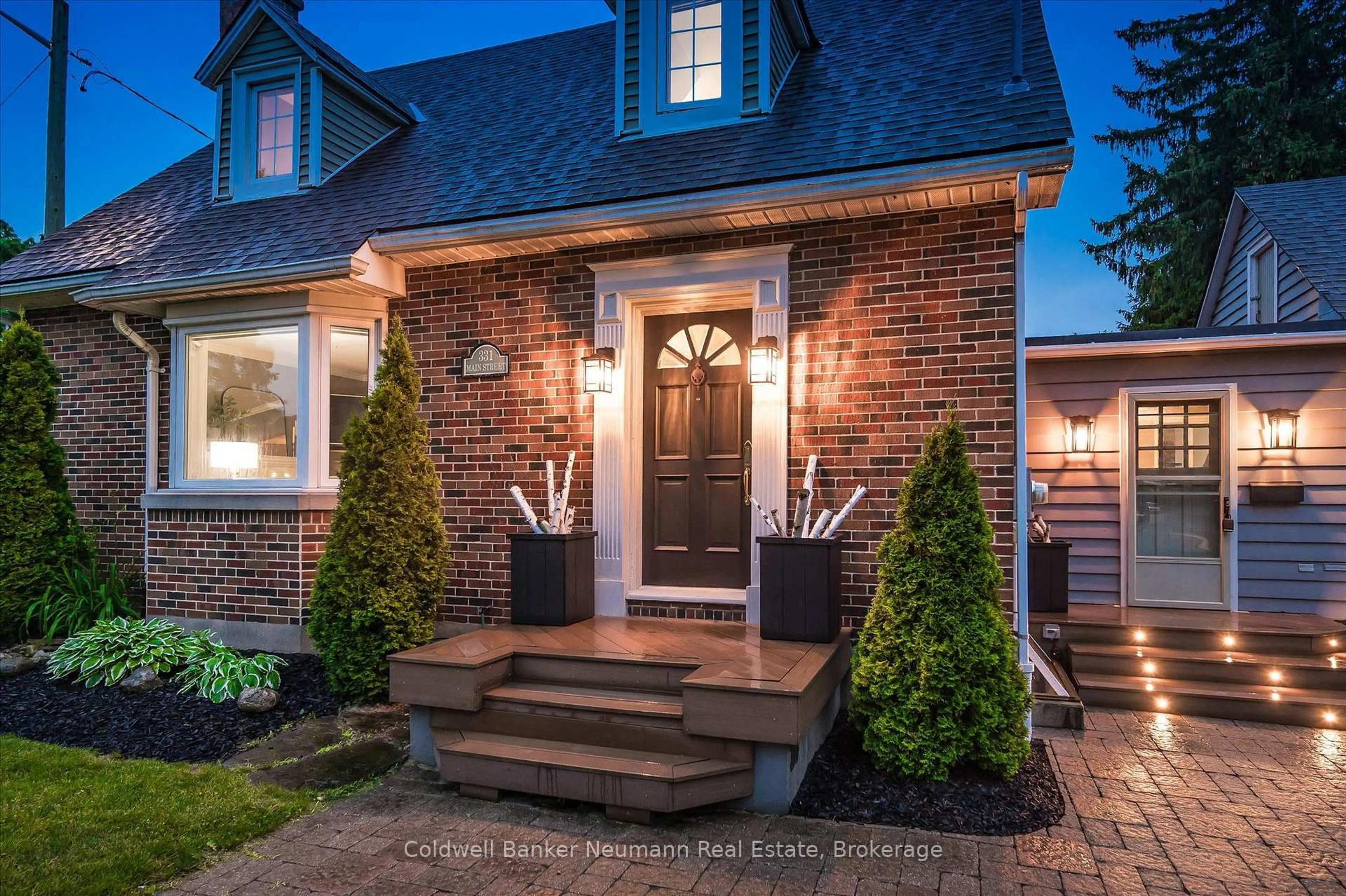 Home with brick exterior material, street for 331 Main St, Cambridge Ontario N1R 1Y4