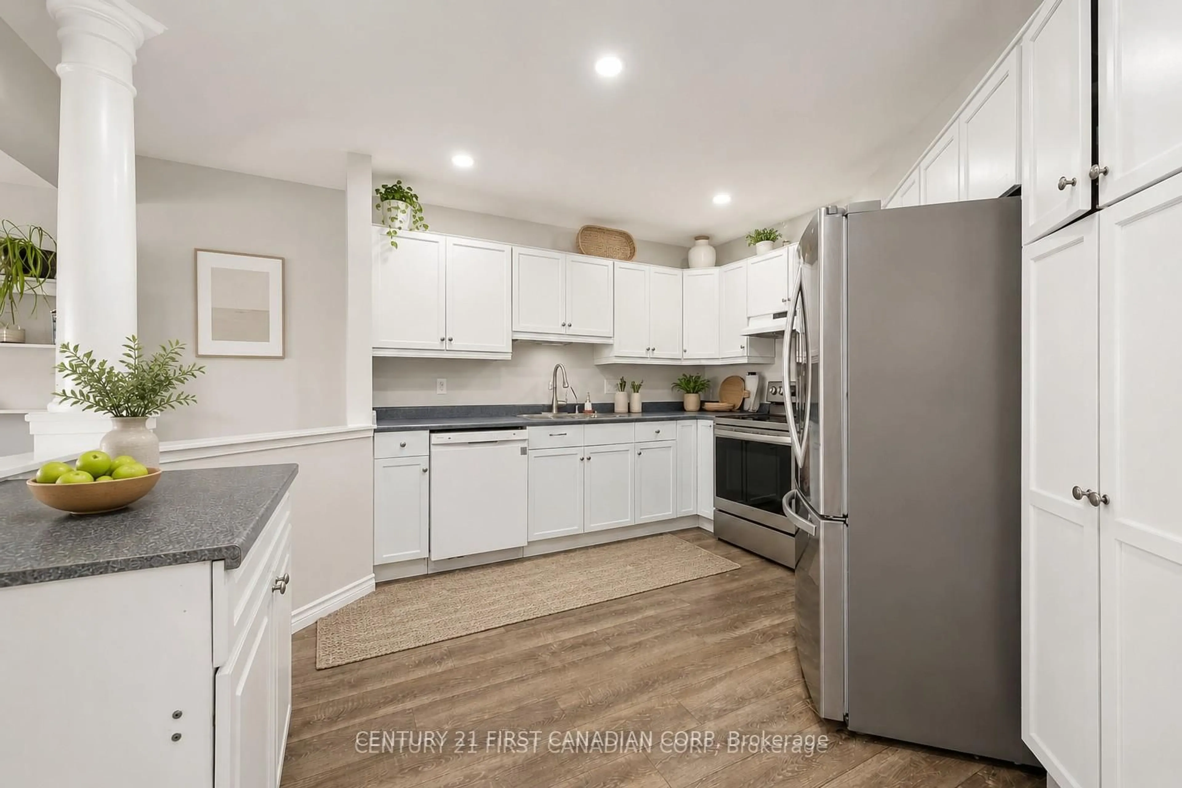Open concept kitchen, unknown for 34 Waxwing Cres, Guelph Ontario N1C 1E3