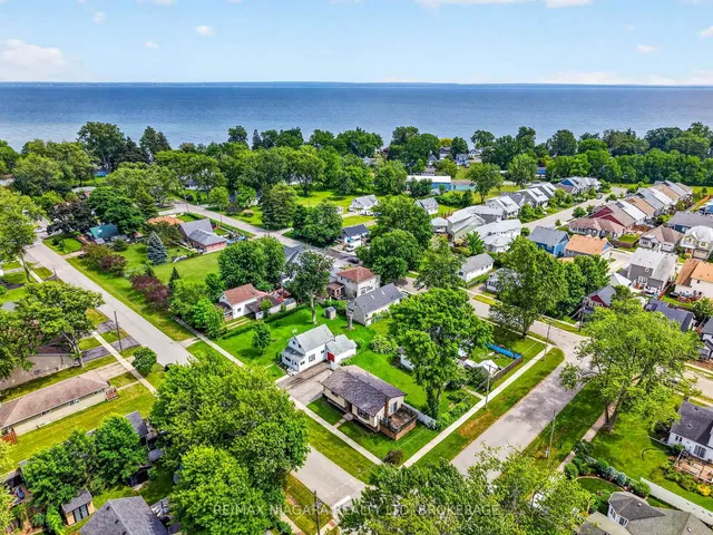 384 Dovercourt Rd, Fort Erie 3