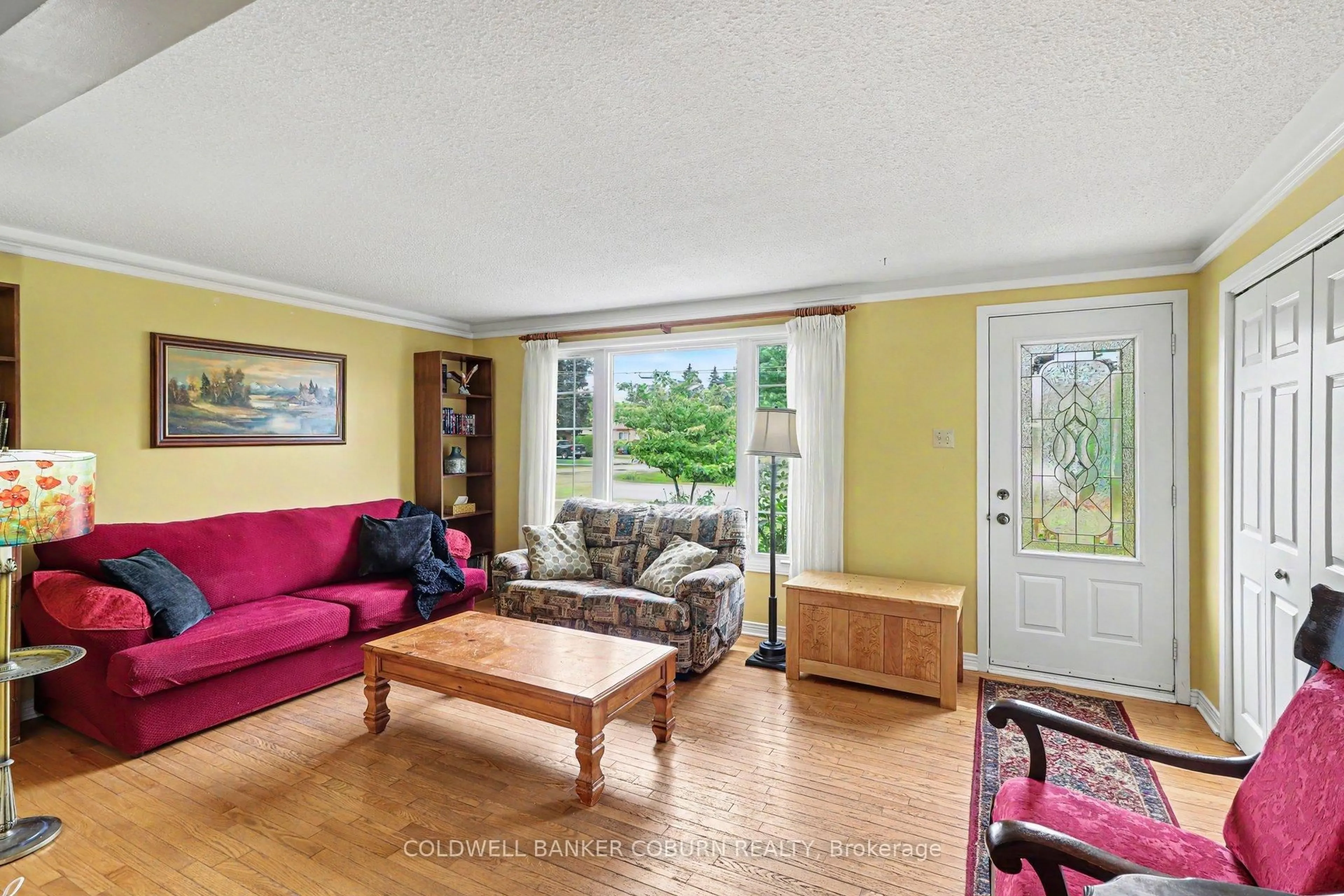 Living room with furniture, unknown for 22 Thompson Rd, North Dundas Ontario K0C 1H0