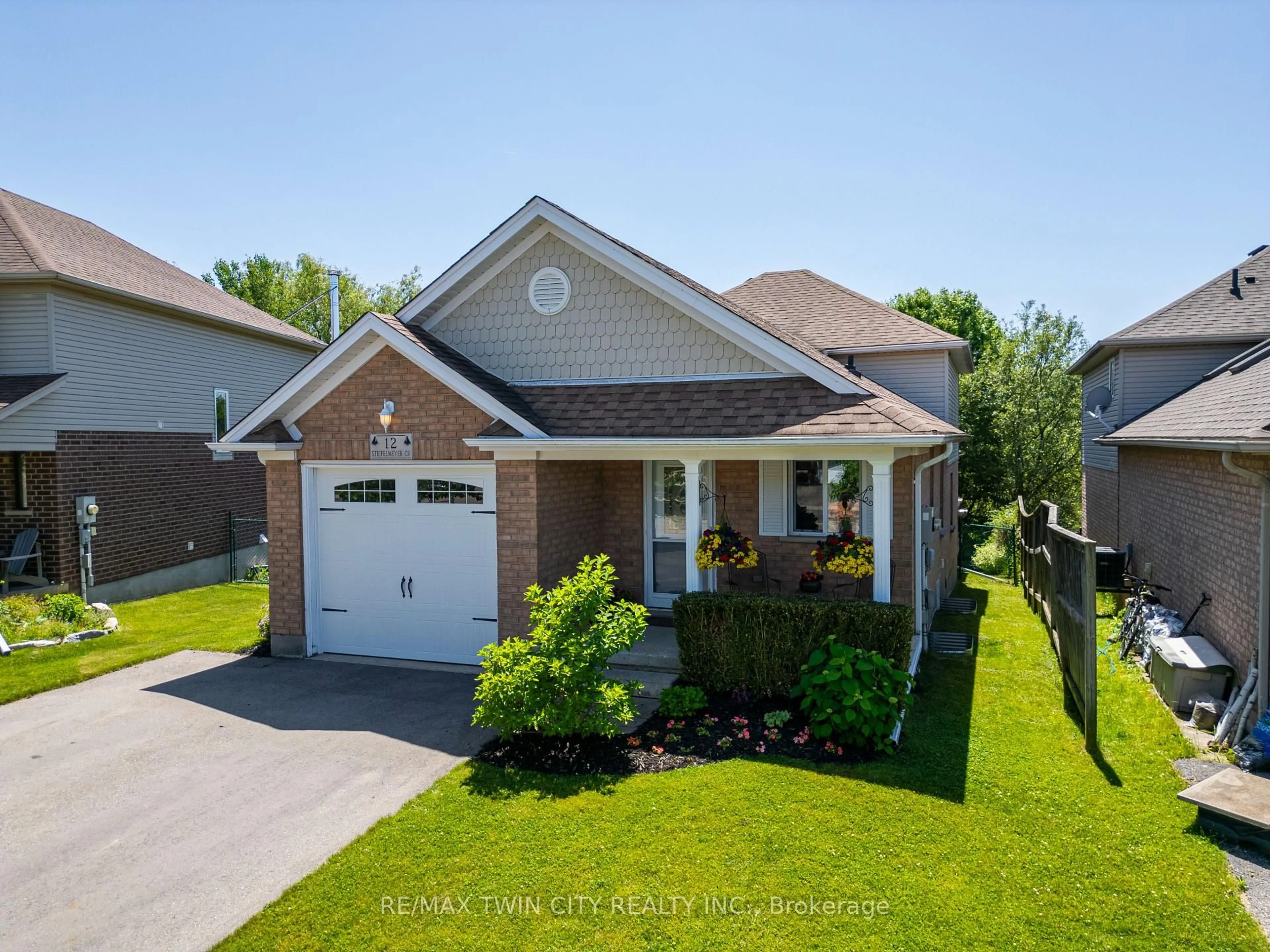 Unknown for 12 Stiefelmeyer Cres, Wilmot Ontario N3A 2L1