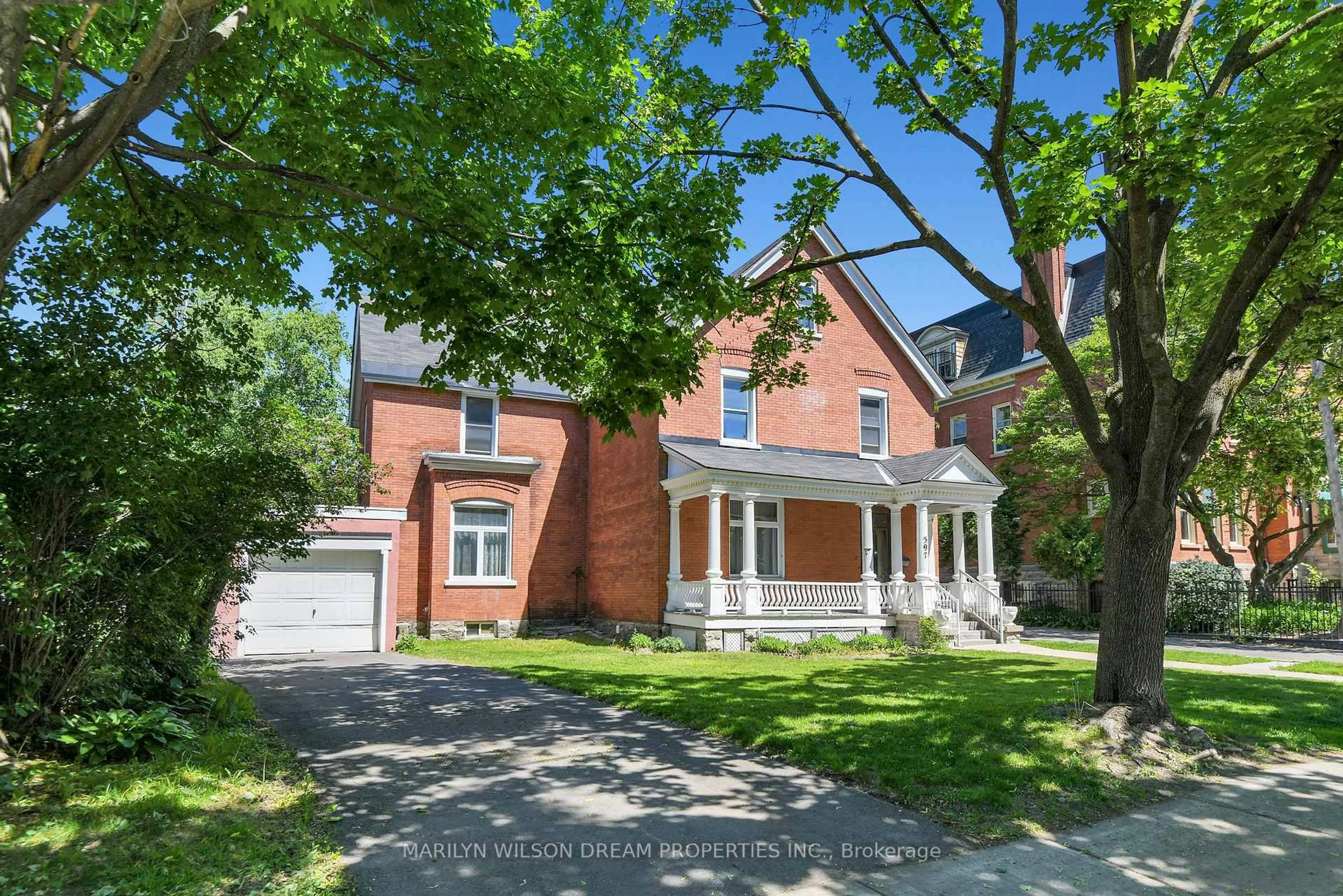 Home with brick exterior material, street for 397 Wilbrod St, Ottawa Ontario K1N 6M6